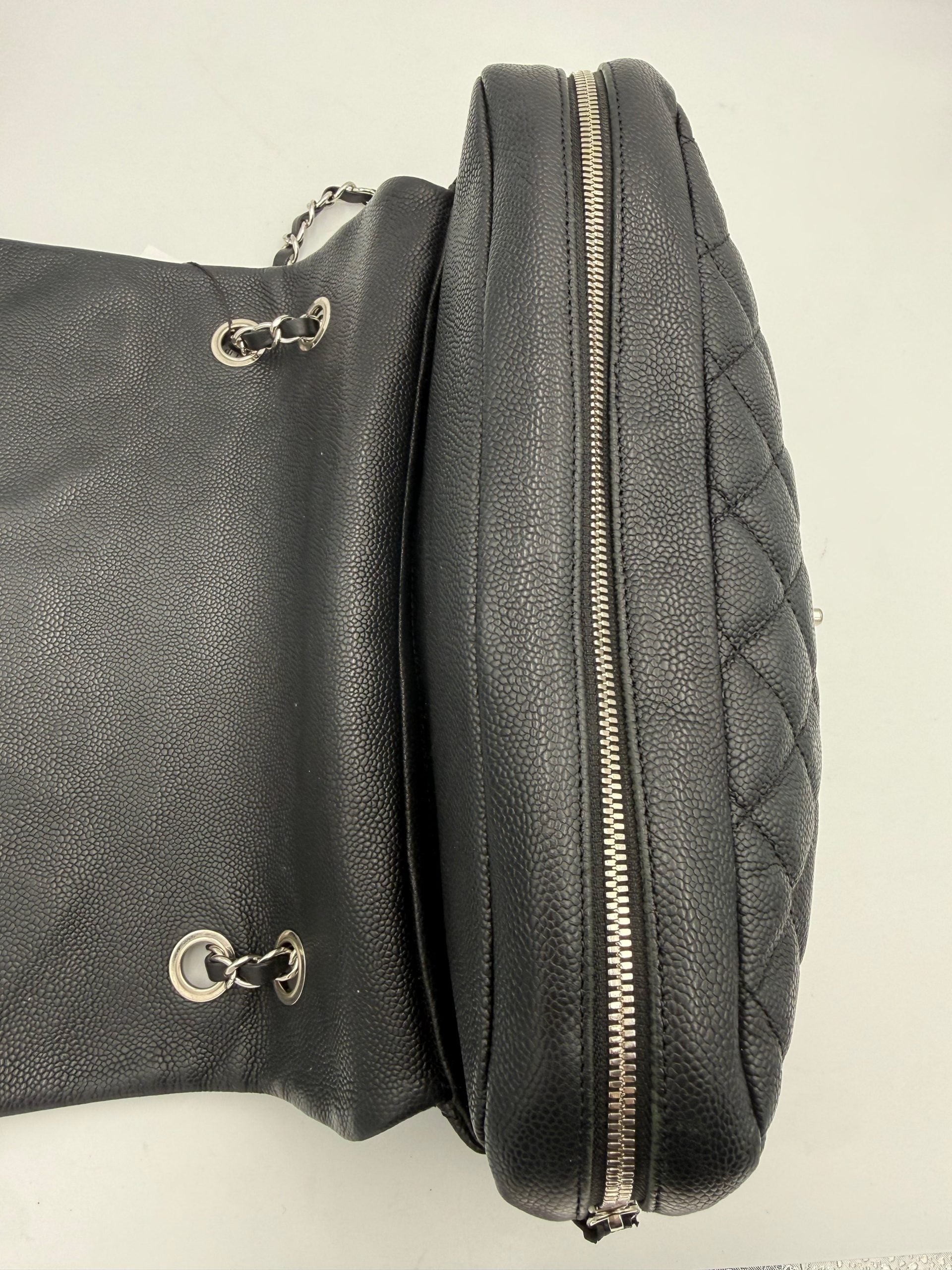 Chanel CHANEL Timeless Classique ZIP FLAP BAG Handbag