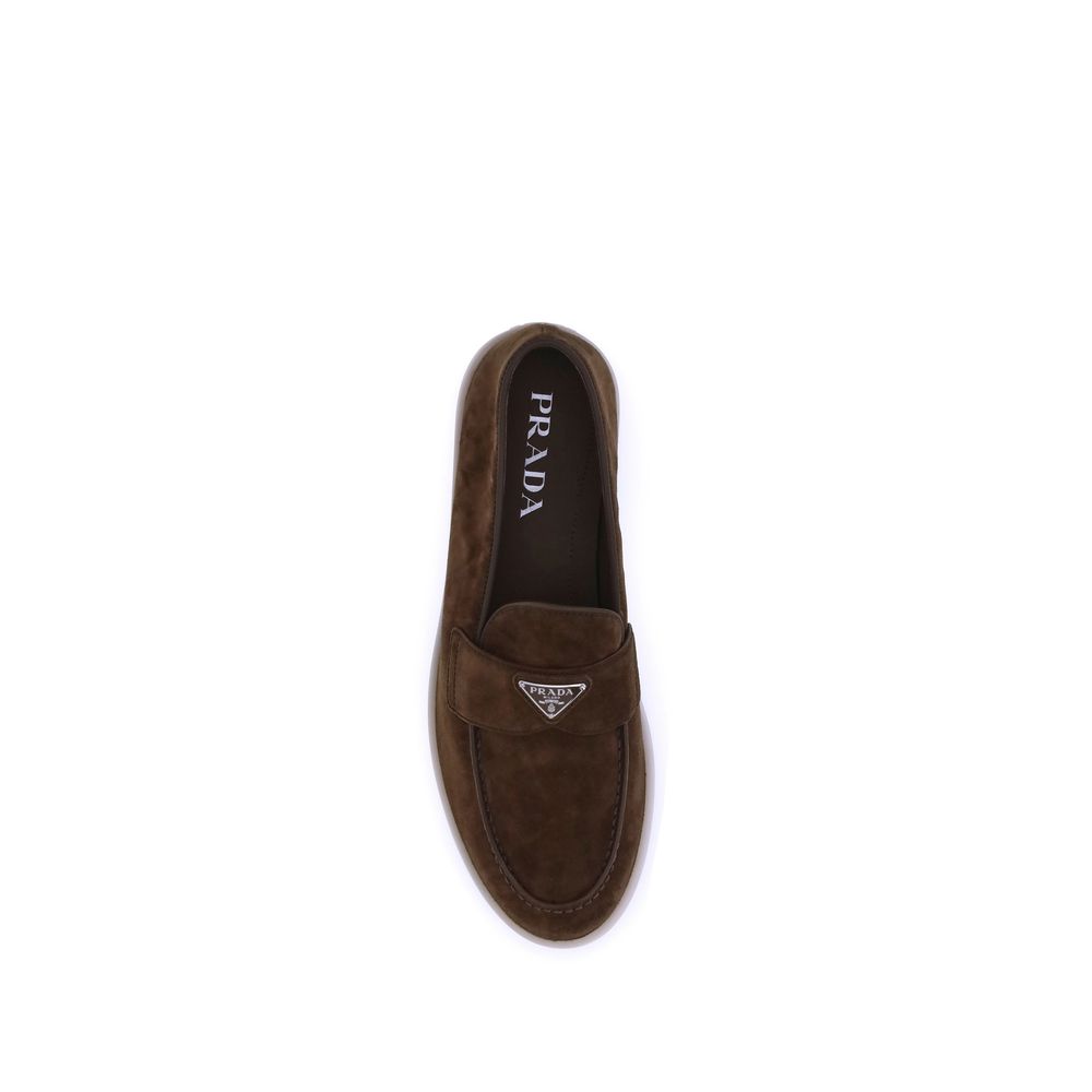 Prada Loafers Uomo in Suede Marrone Suola Piatta AW25