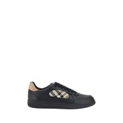 Sneakers Low Top Burberry in Pelle Nera, Pannello Check Laterale e EKD