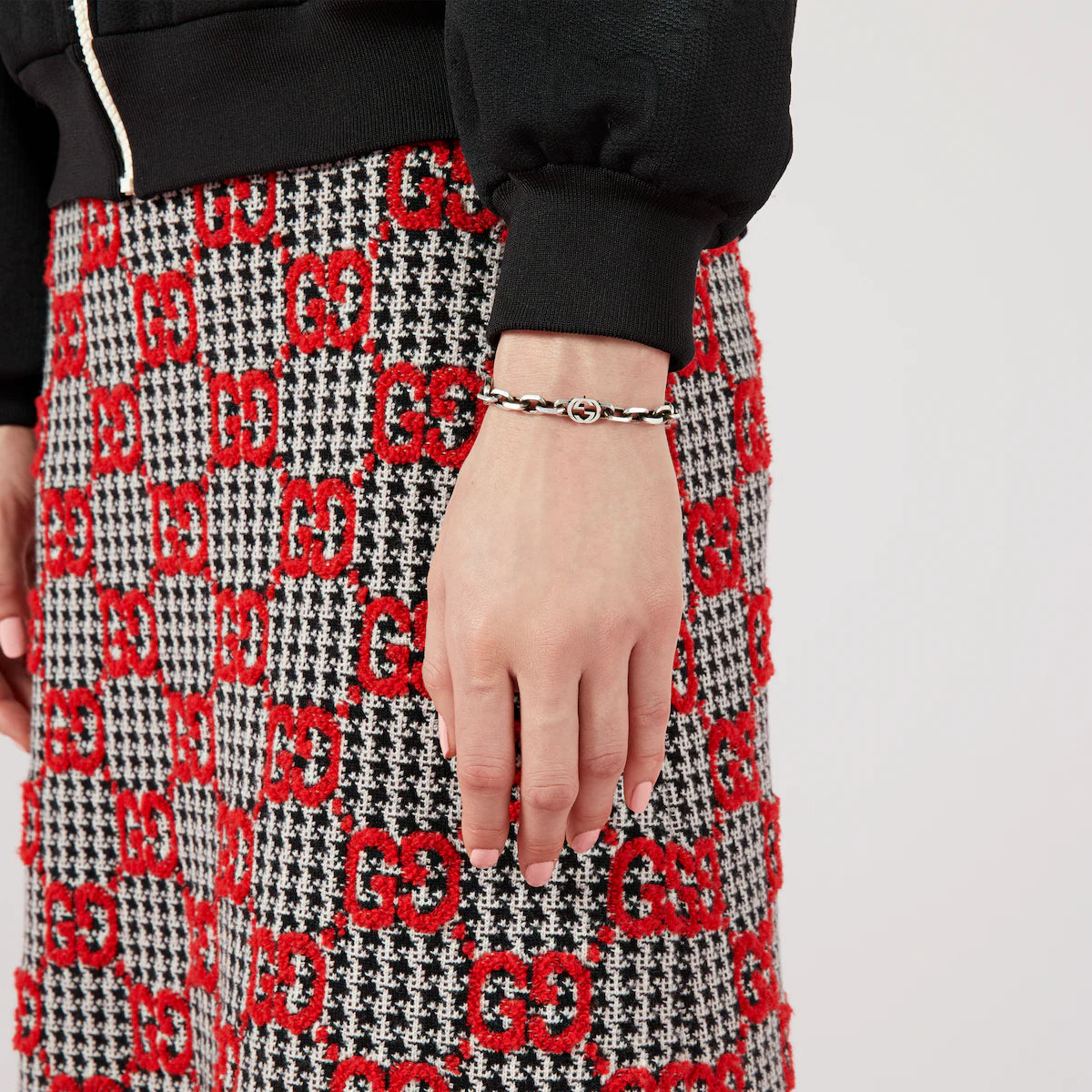 Gucci Interlocking G Bracelet YBA620798001 925 silver antique