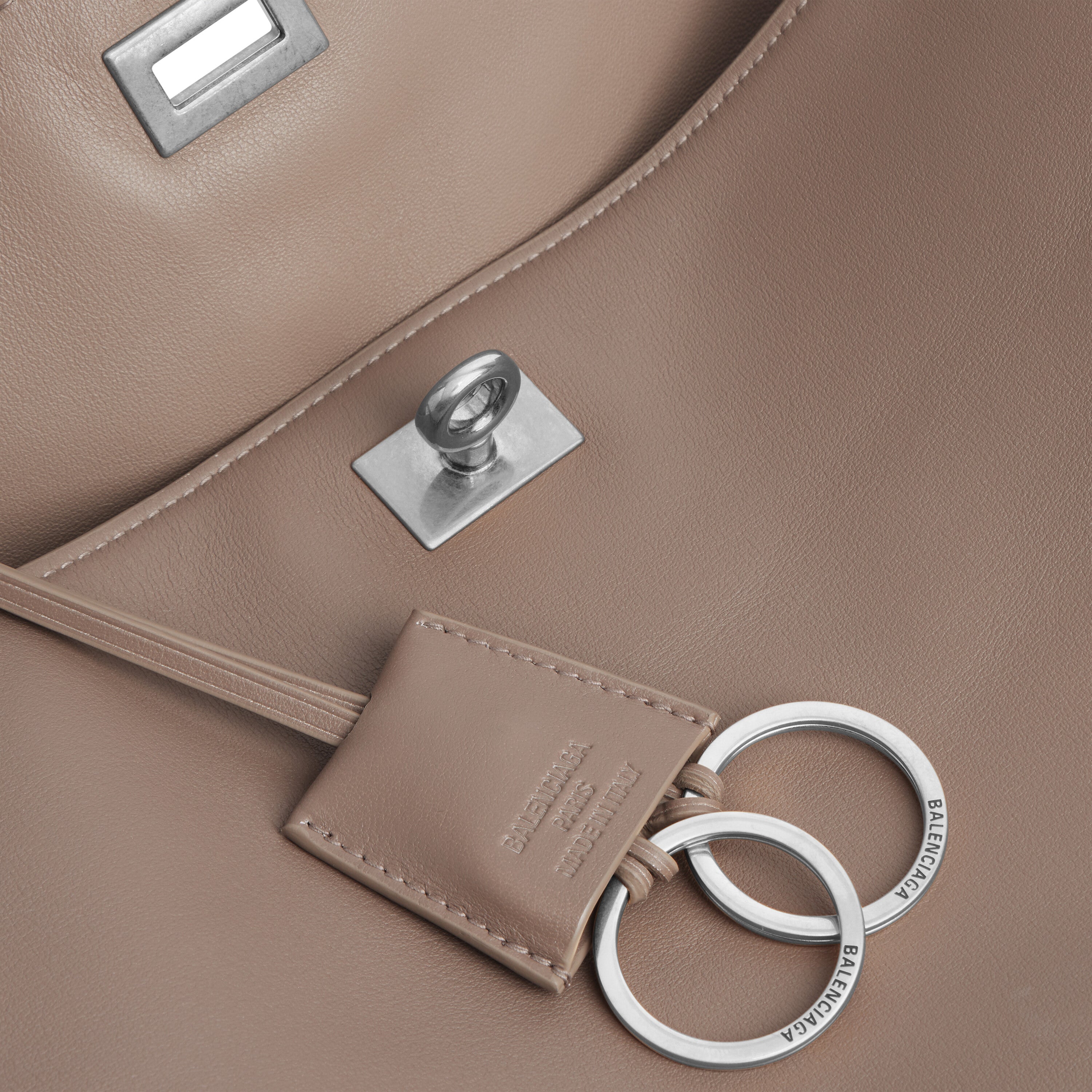 Balenciaga Rodeo Borsa a Spalla Media in Pelle di Vitello Grigia