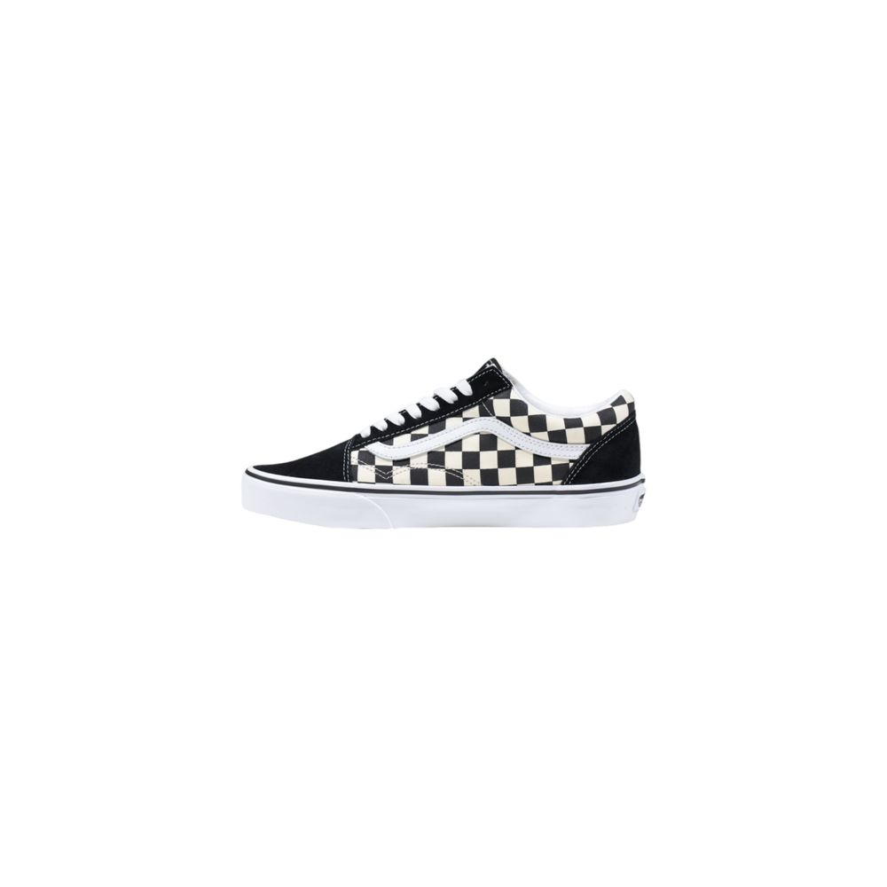 Vans UA Old Skool Low-Top Sneakers in Black and White Fabric