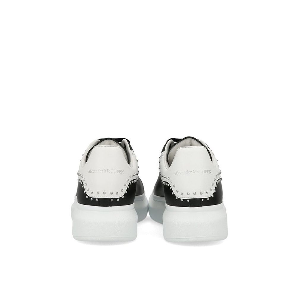Alexander McQueen Sneakers Chunky Uomo in Pelle Nera