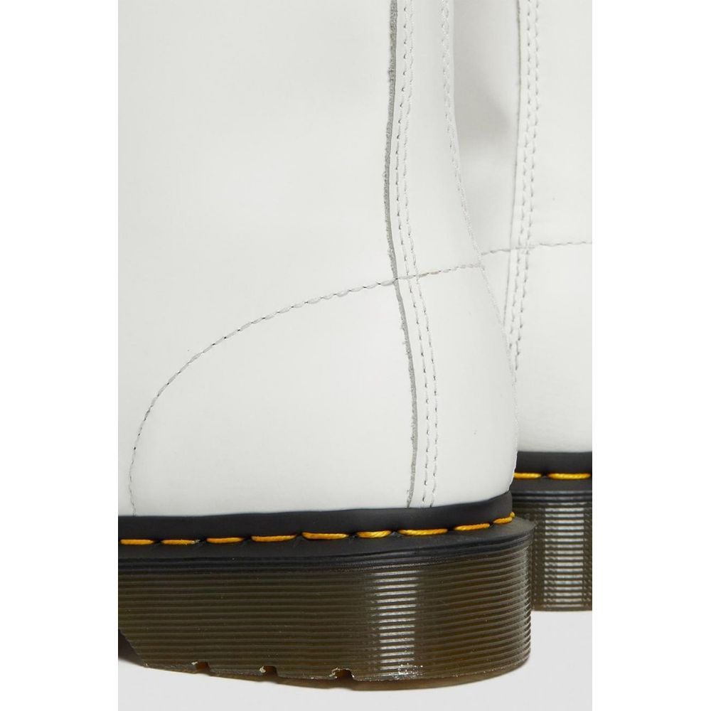 Anfibi Dr. Martens 1460 SMOOTH in Pelle Bianca, Iconici