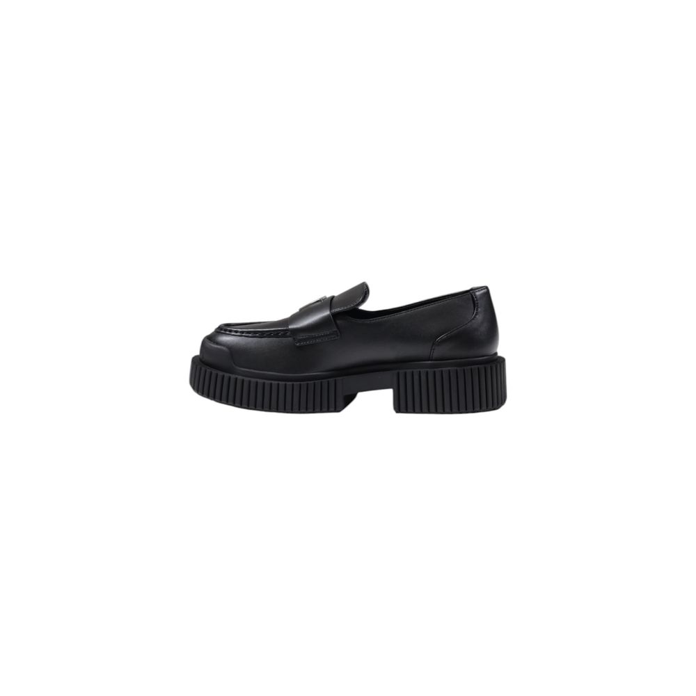 Armani Exchange Scarpe Basse Donna in Pelle Nera Platform