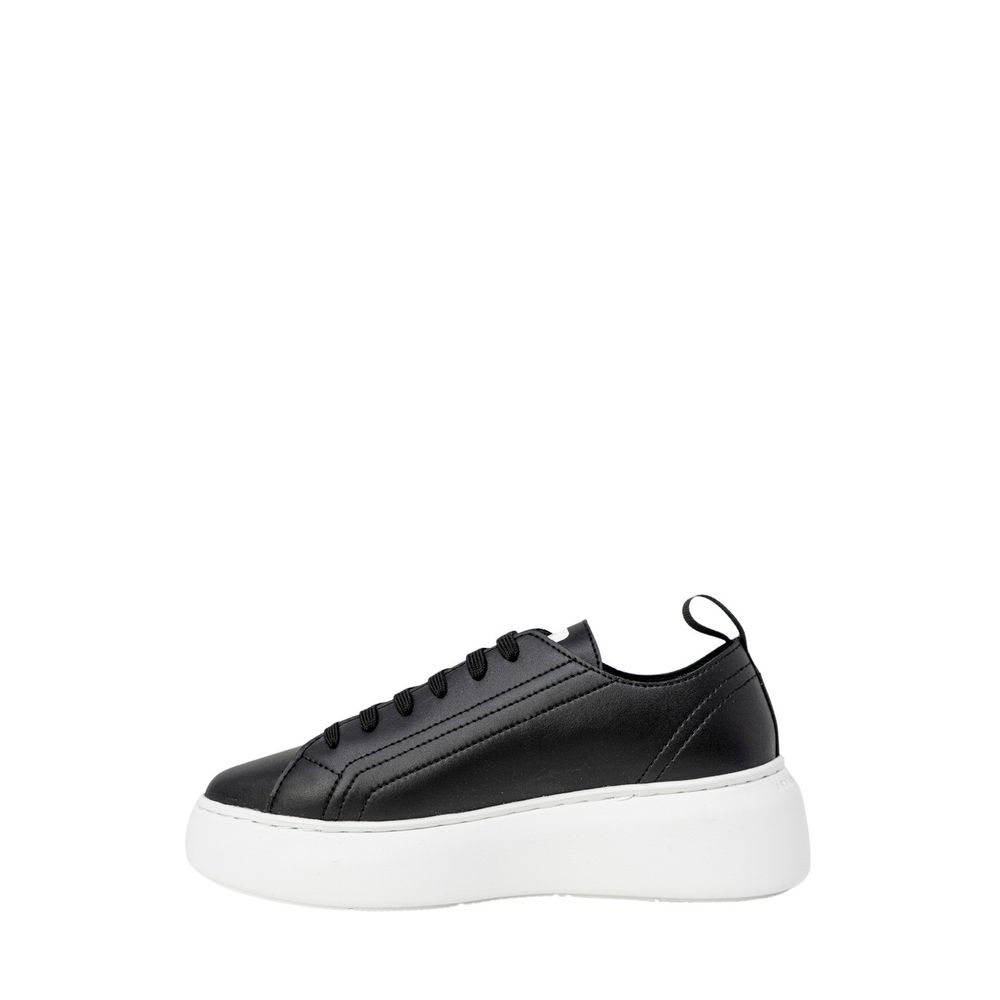 Armani Exchange Sneakers Donna Low Top in Ecopelle Nera XDX043