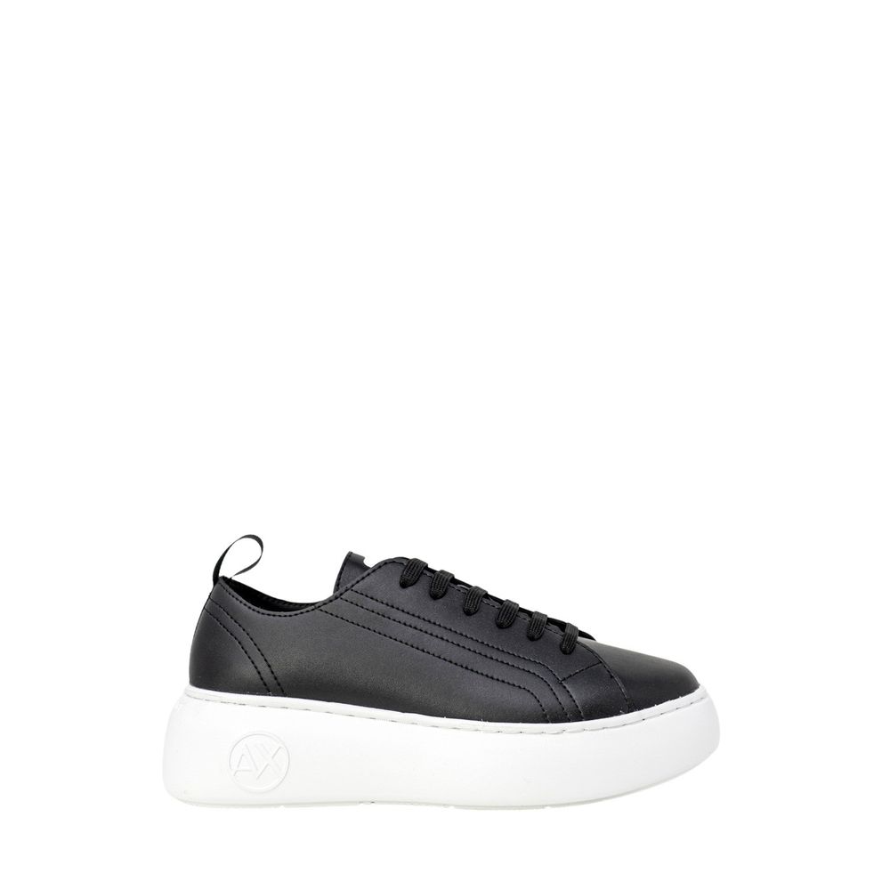 Armani Exchange Sneakers Donna Low Top in Ecopelle Nera XDX043