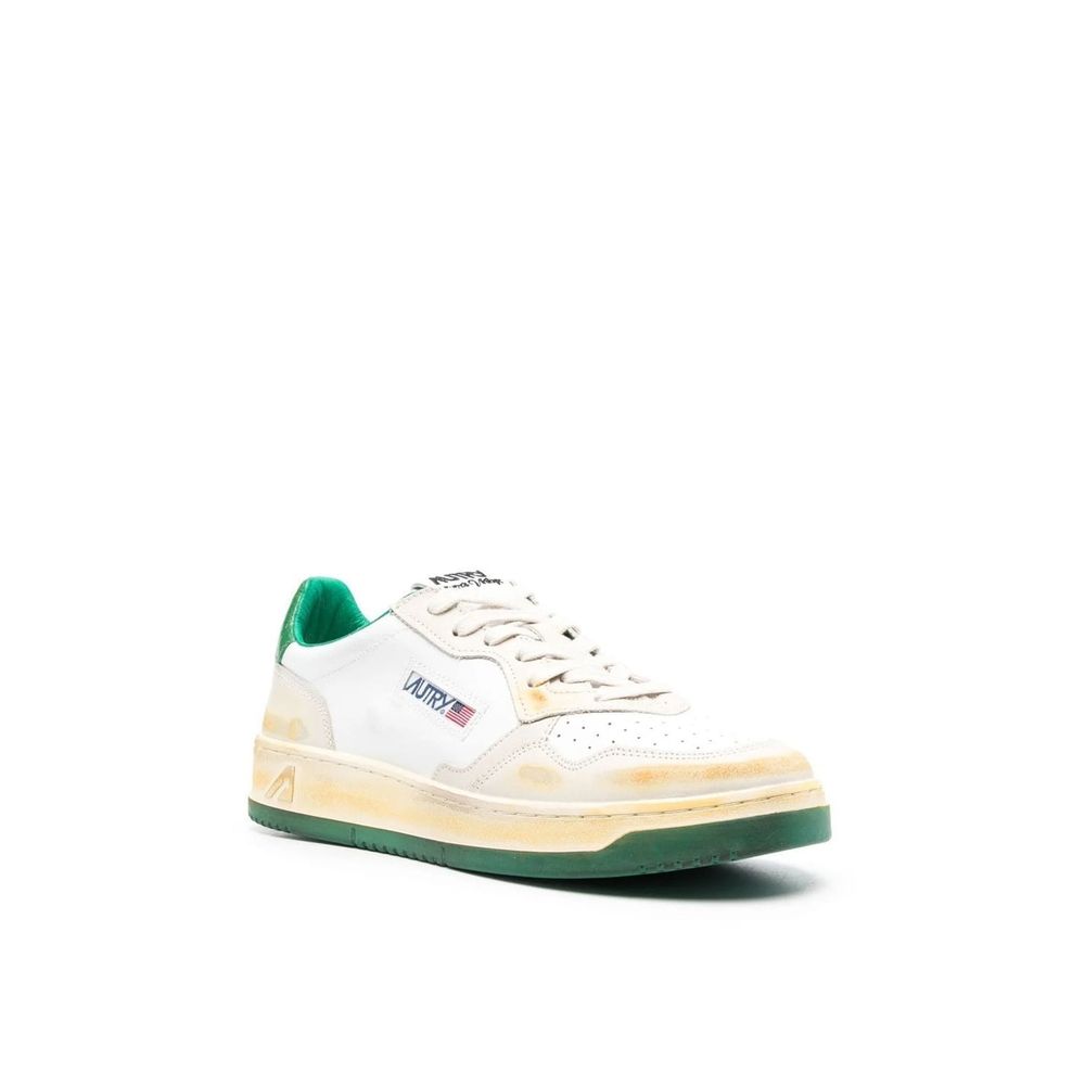 Autry Medalist Low Distressed da Donna in Pelle Bianca, Indonesia