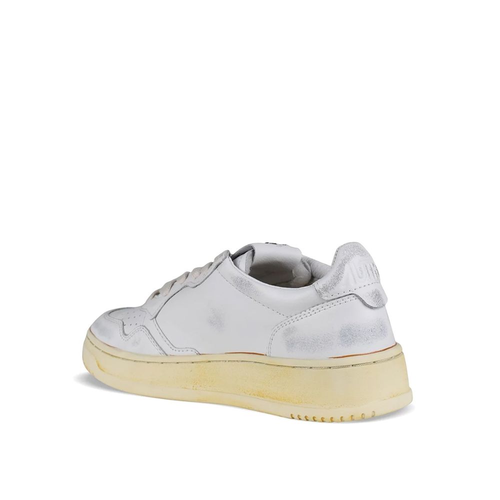 Autry Medalist Low Distressed da Donna in Pelle Bianca, Indonesia