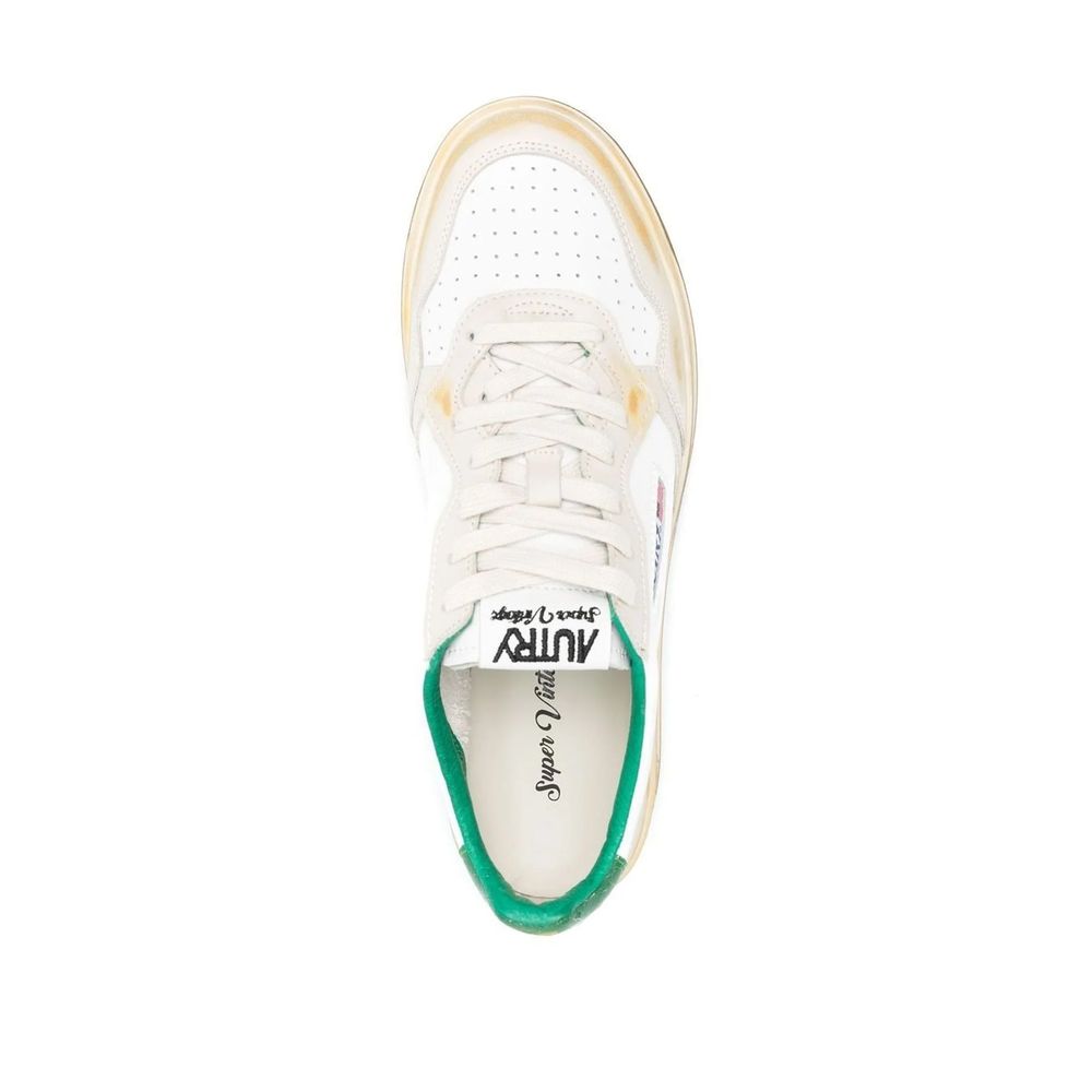 Autry Medalist Low Distressed da Donna in Pelle Bianca, Indonesia