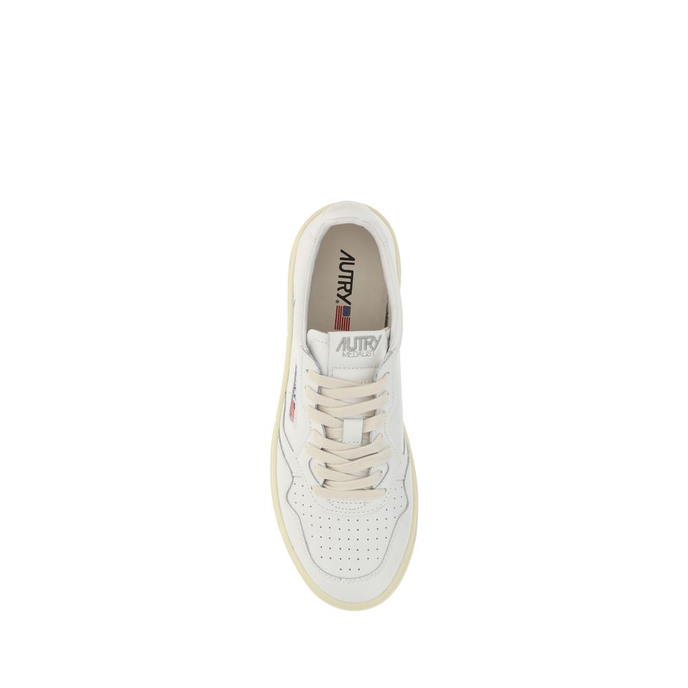Autry Medalist Low Men's White Calfskin, Tone-on-Tone Logo