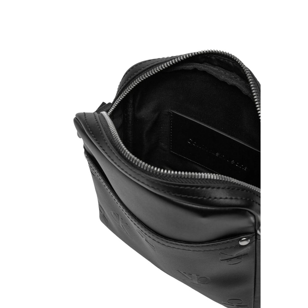 Borsa Messenger Calvin Klein Jeans REPORTER in Poliuretano Nero AOP