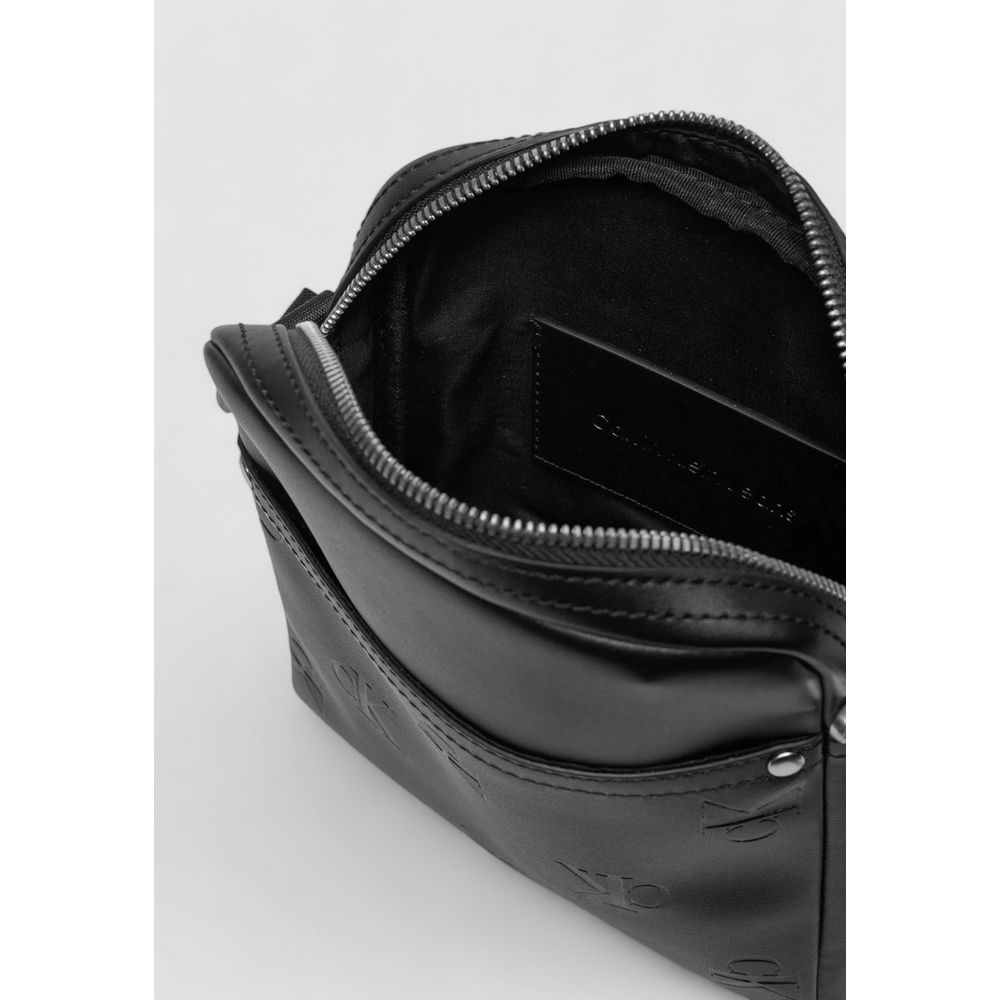 Borsa Messenger Calvin Klein Jeans REPORTER in Poliuretano Nero AOP