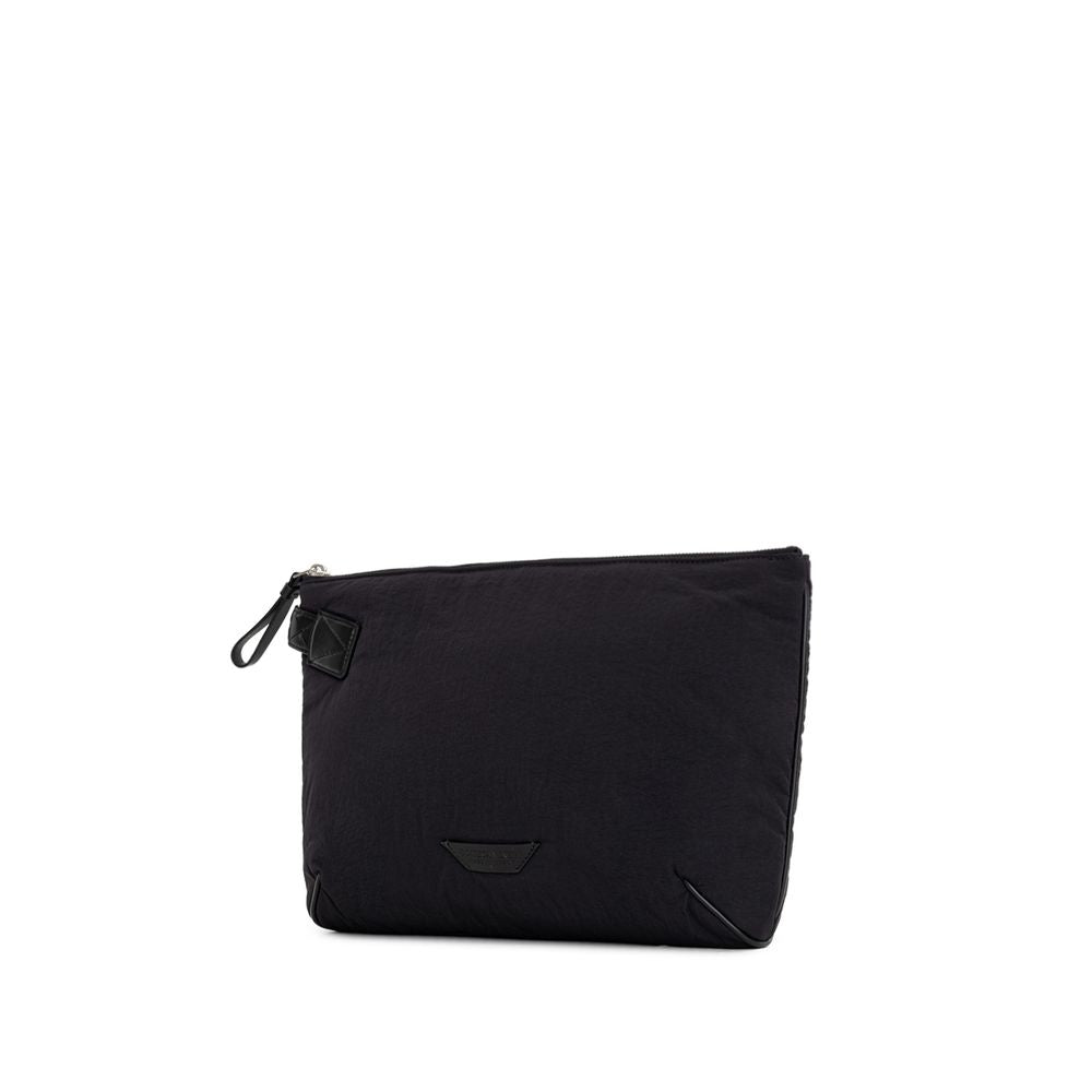 Bottega Veneta Clutch Light Paper Nera in Nylon Imbottito e Pelle
