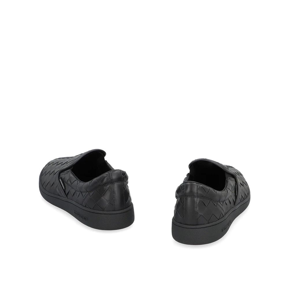 Bottega Veneta Low Top Slip-On Uomo in Pelle di Vitello Nera Intrecciato