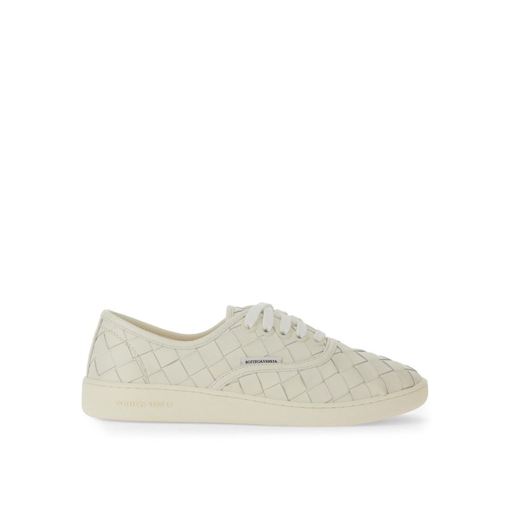 Bottega Veneta Low Top Uomo in Pelle di Vitello Bianca, Chiusura Stringata