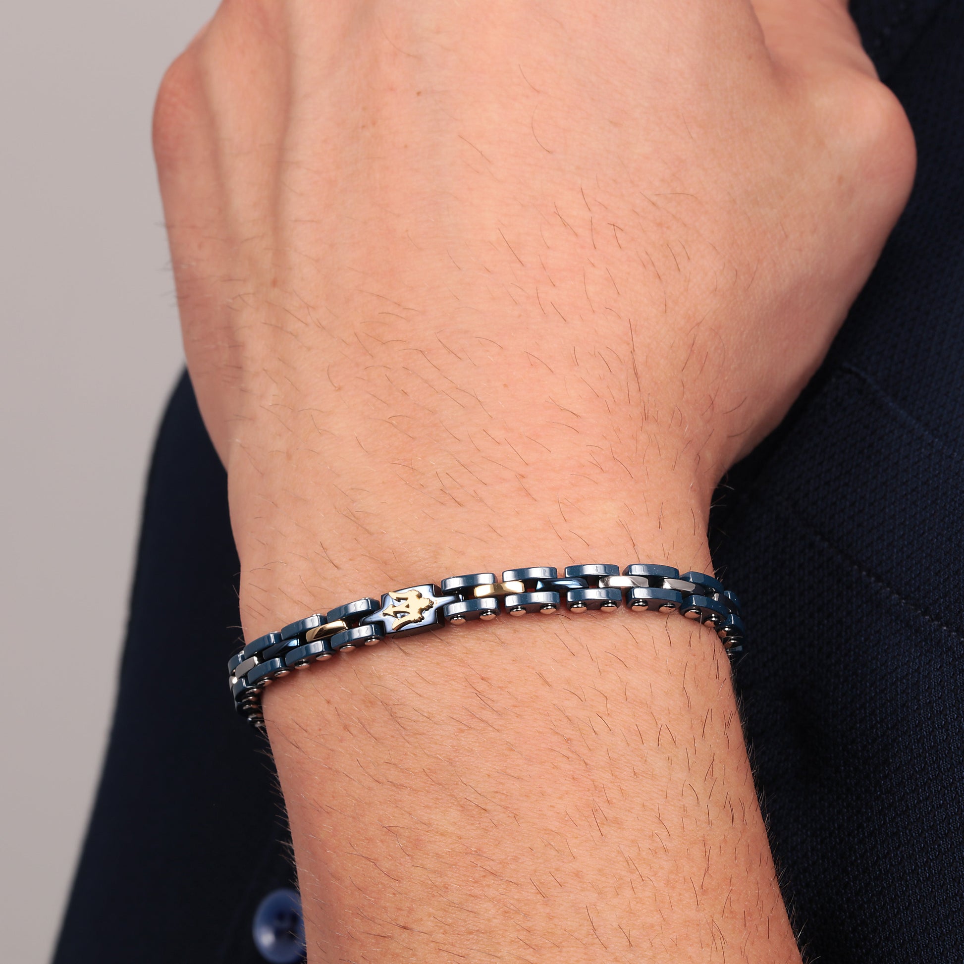 Maserati Ceramic Men's Bracelet Jm420Ati01