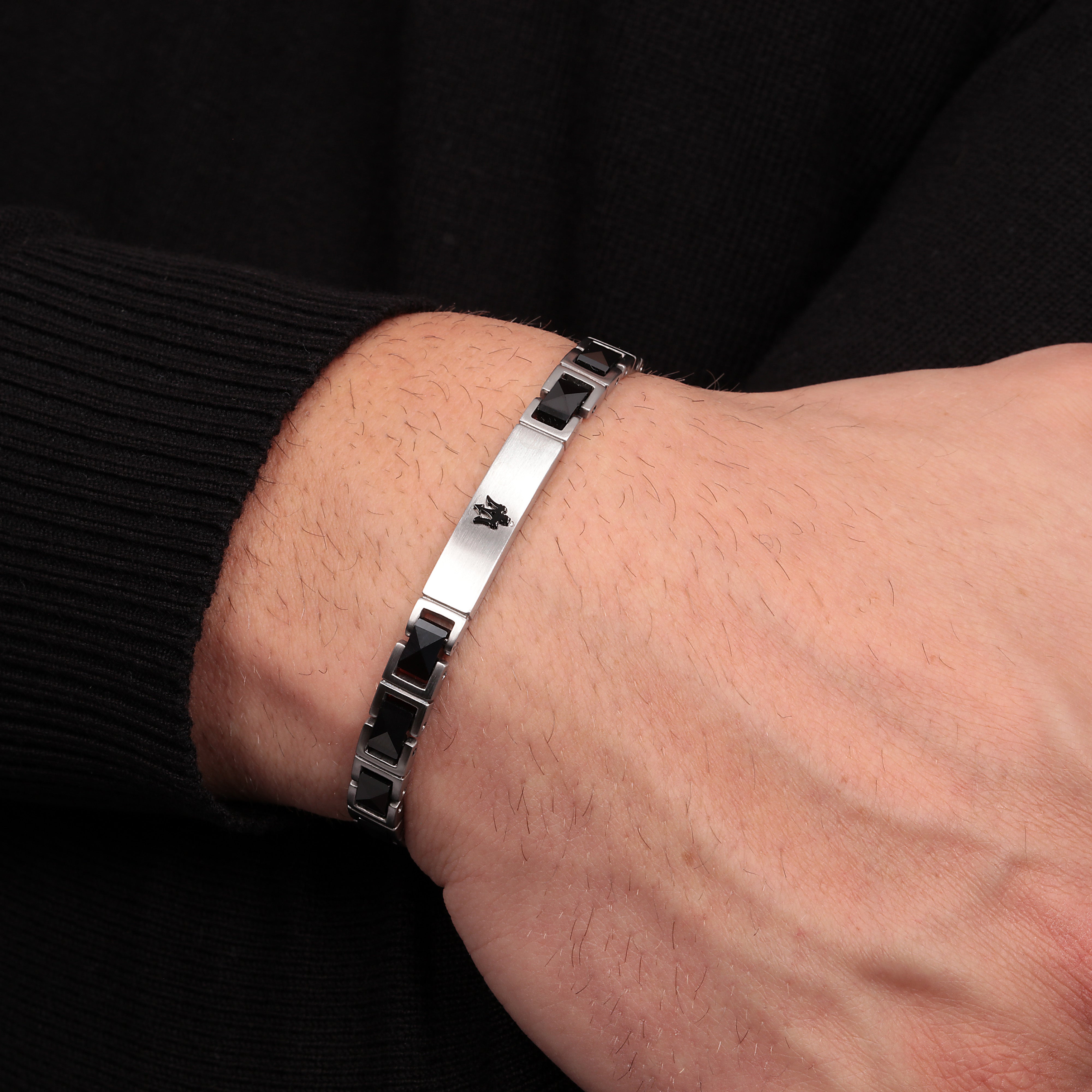 Maserati Ceramic Men's Bracelet Jm420Ati06