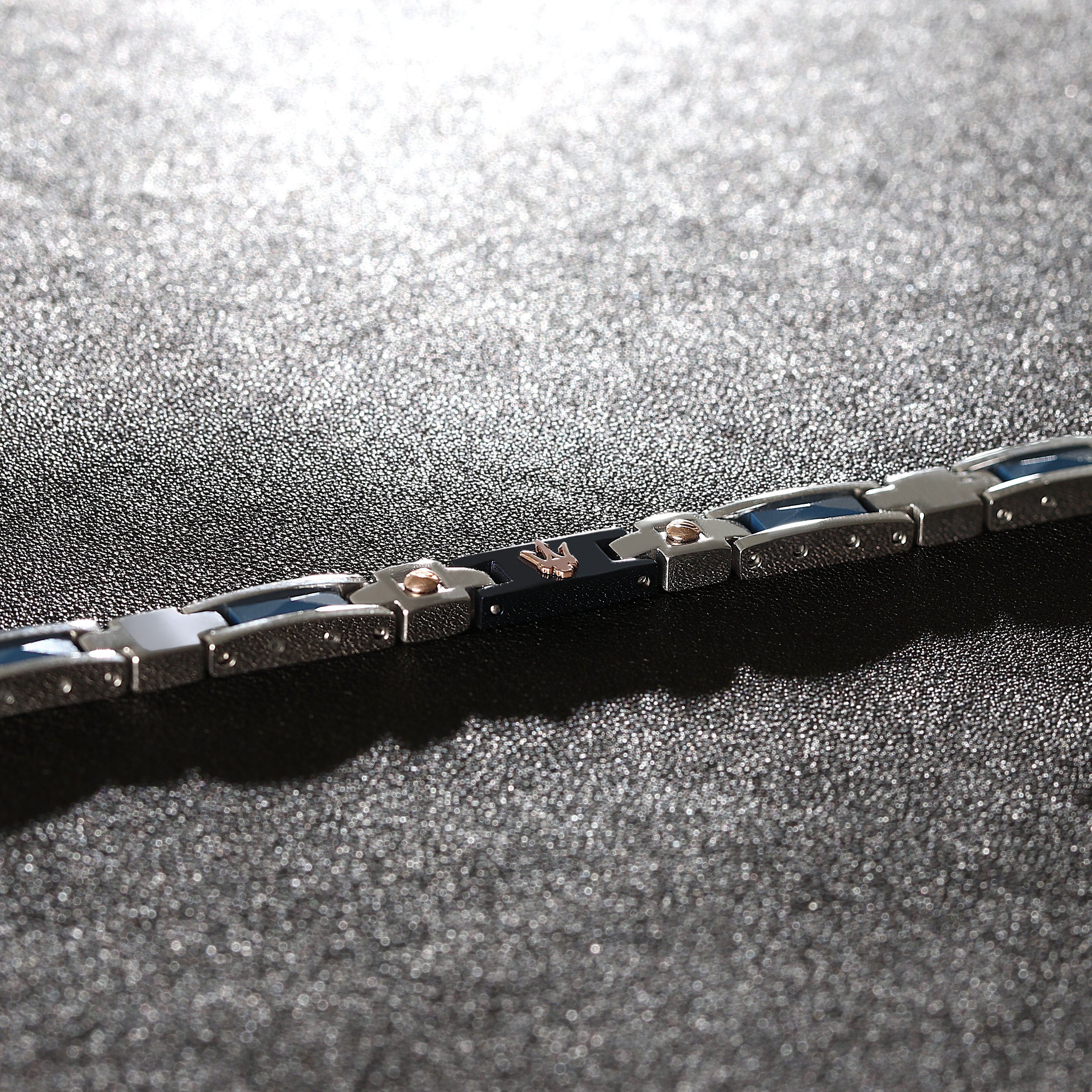 Maserati Ceramic Men's Bracelet Jm523Atz33