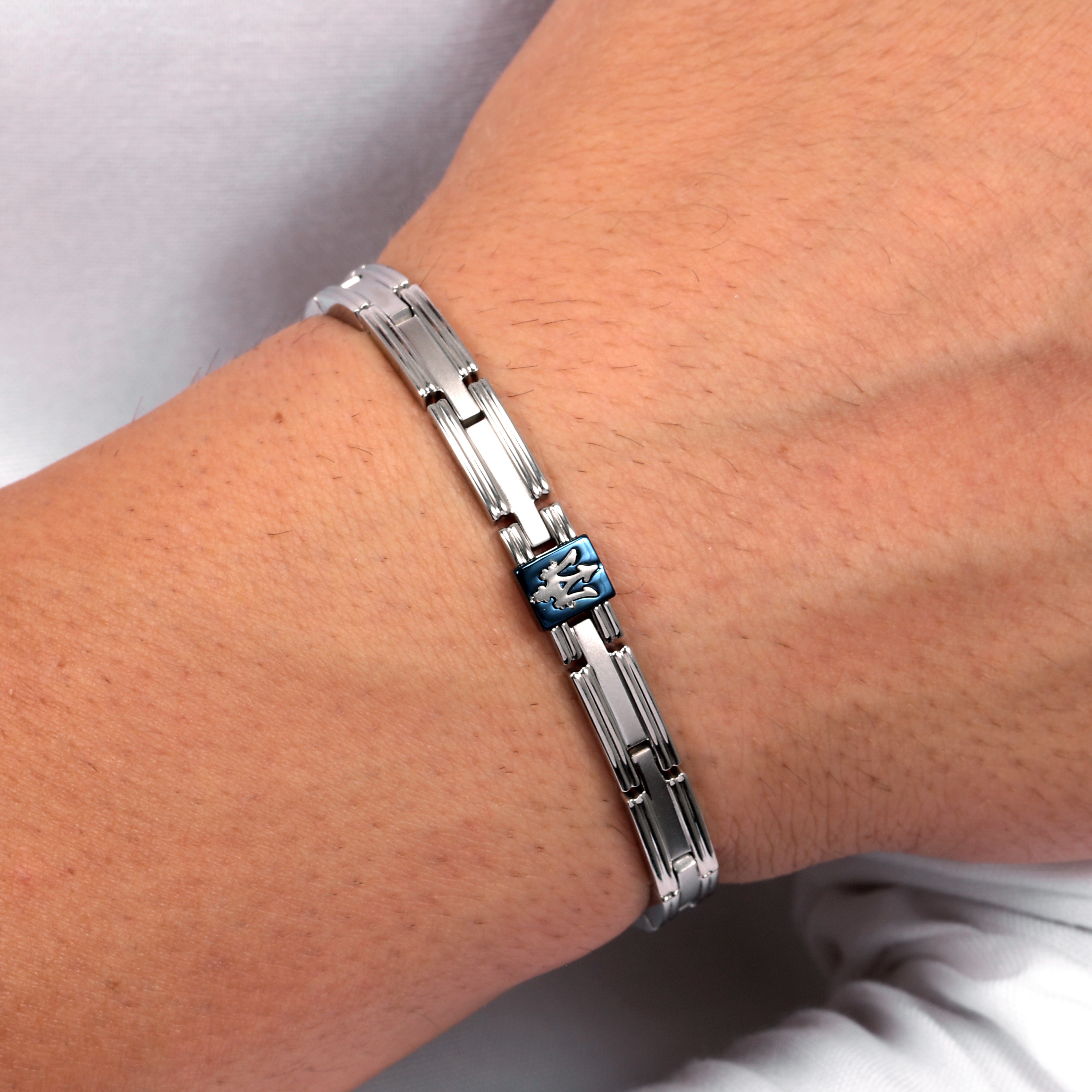 Maserati Iconic Men's Bracelet Jm420Atk03
