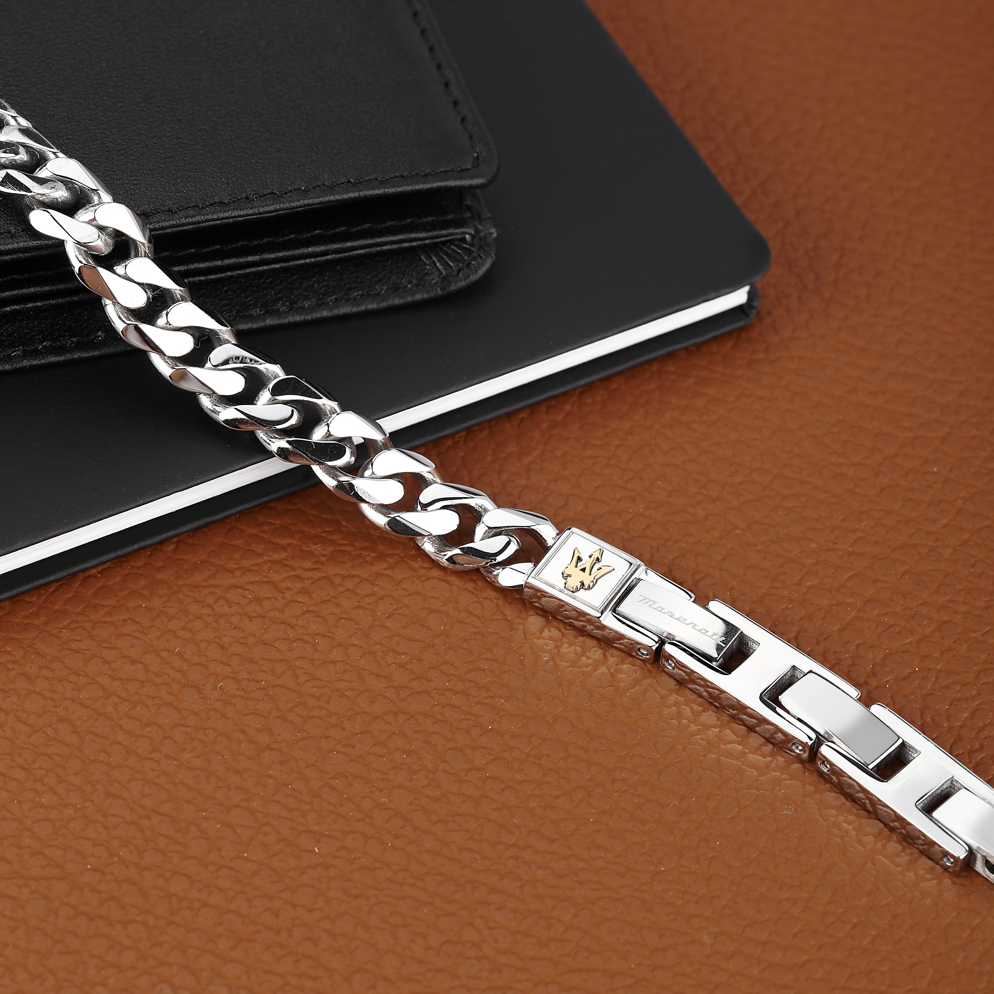 Maserati Iconic Men's Bracelet Jm422Avd09