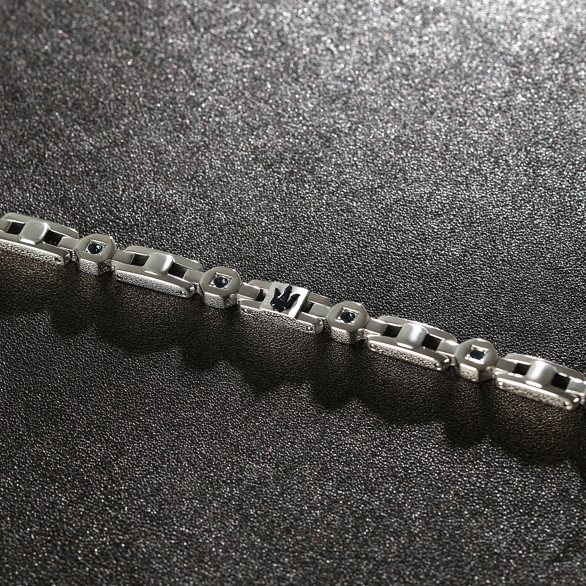 Maserati Iconic Men's Bracelet Jm423Avd15