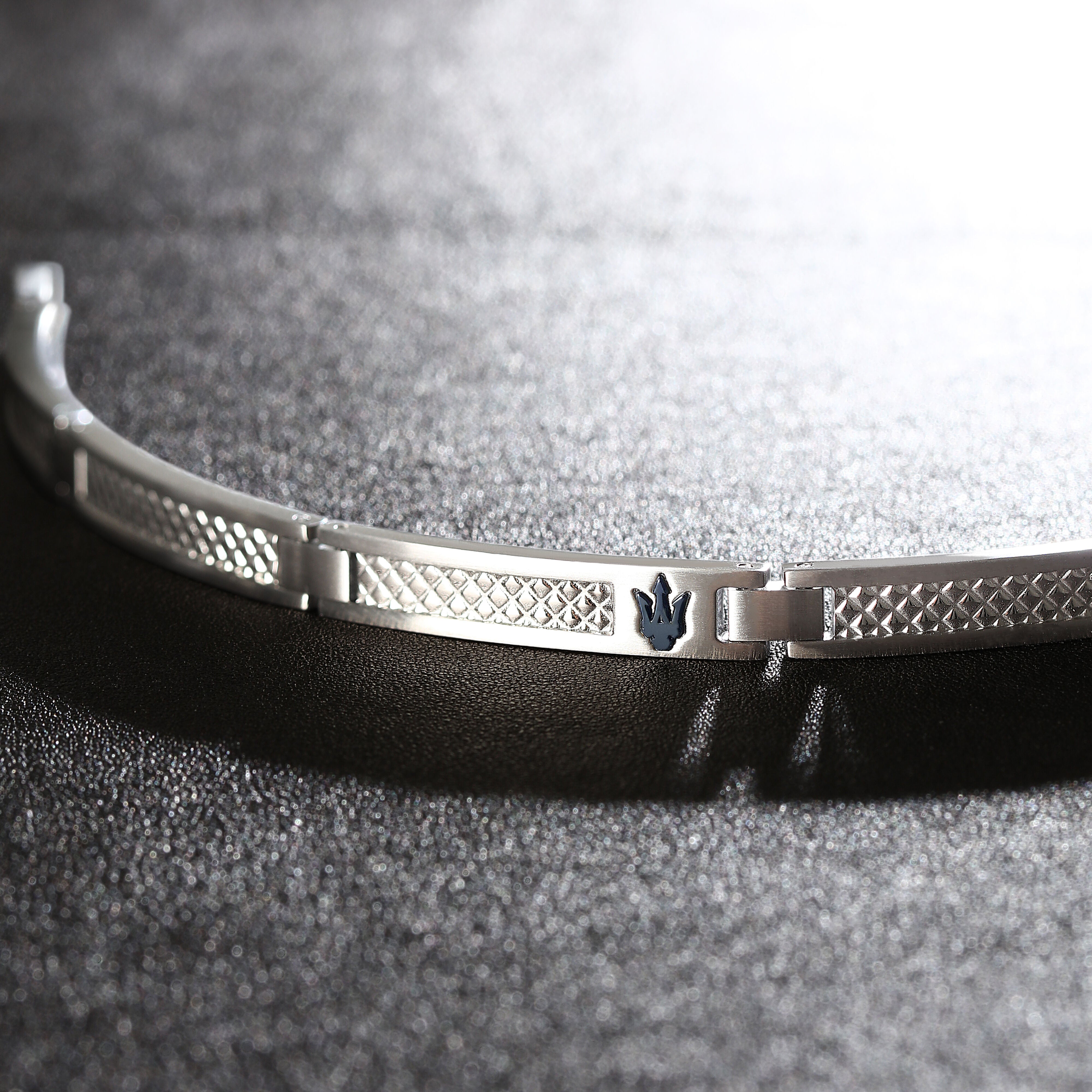 Maserati Iconic Men's Bracelet Jm423Avd21