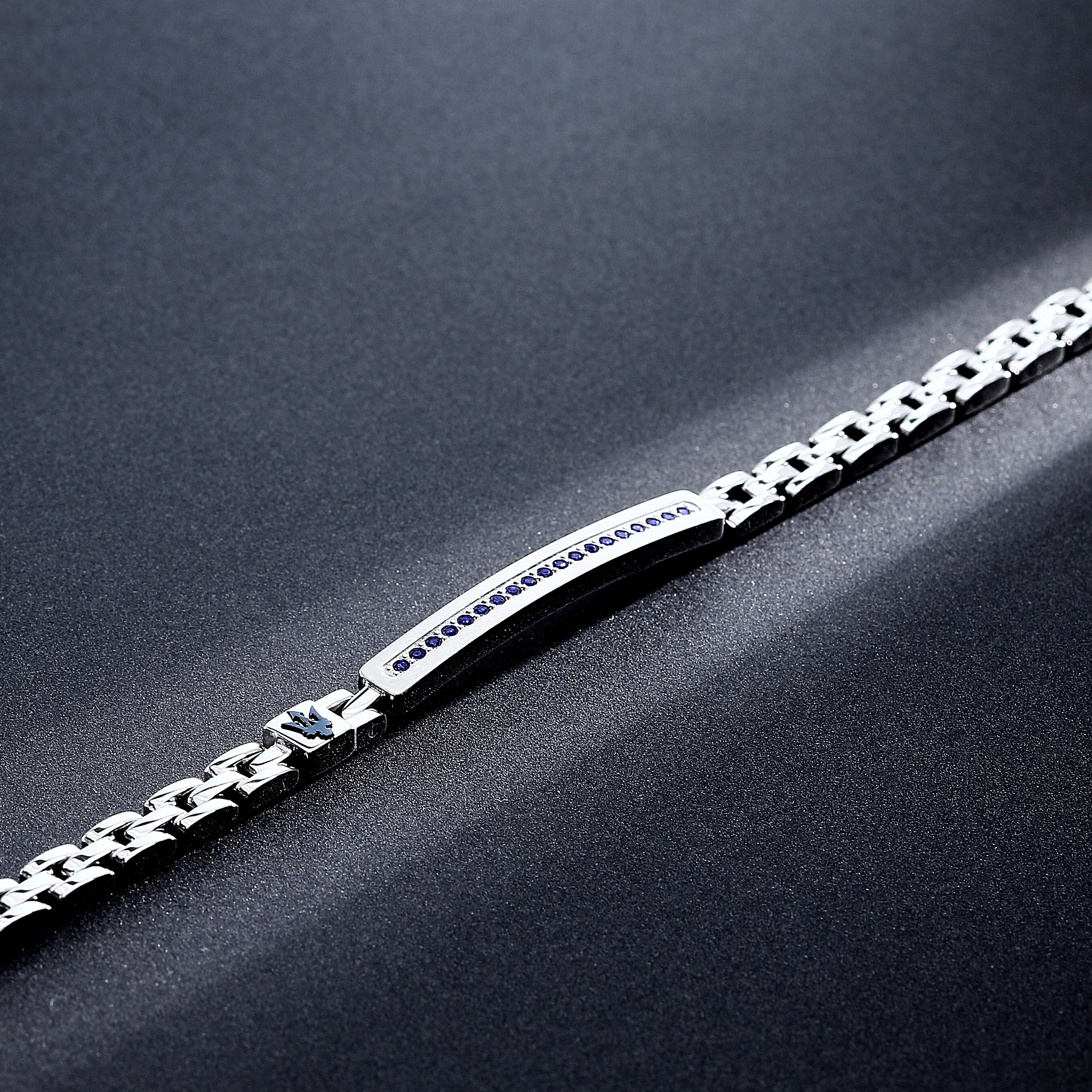 Maserati Iconic Men's Bracelet Jm424Avd61