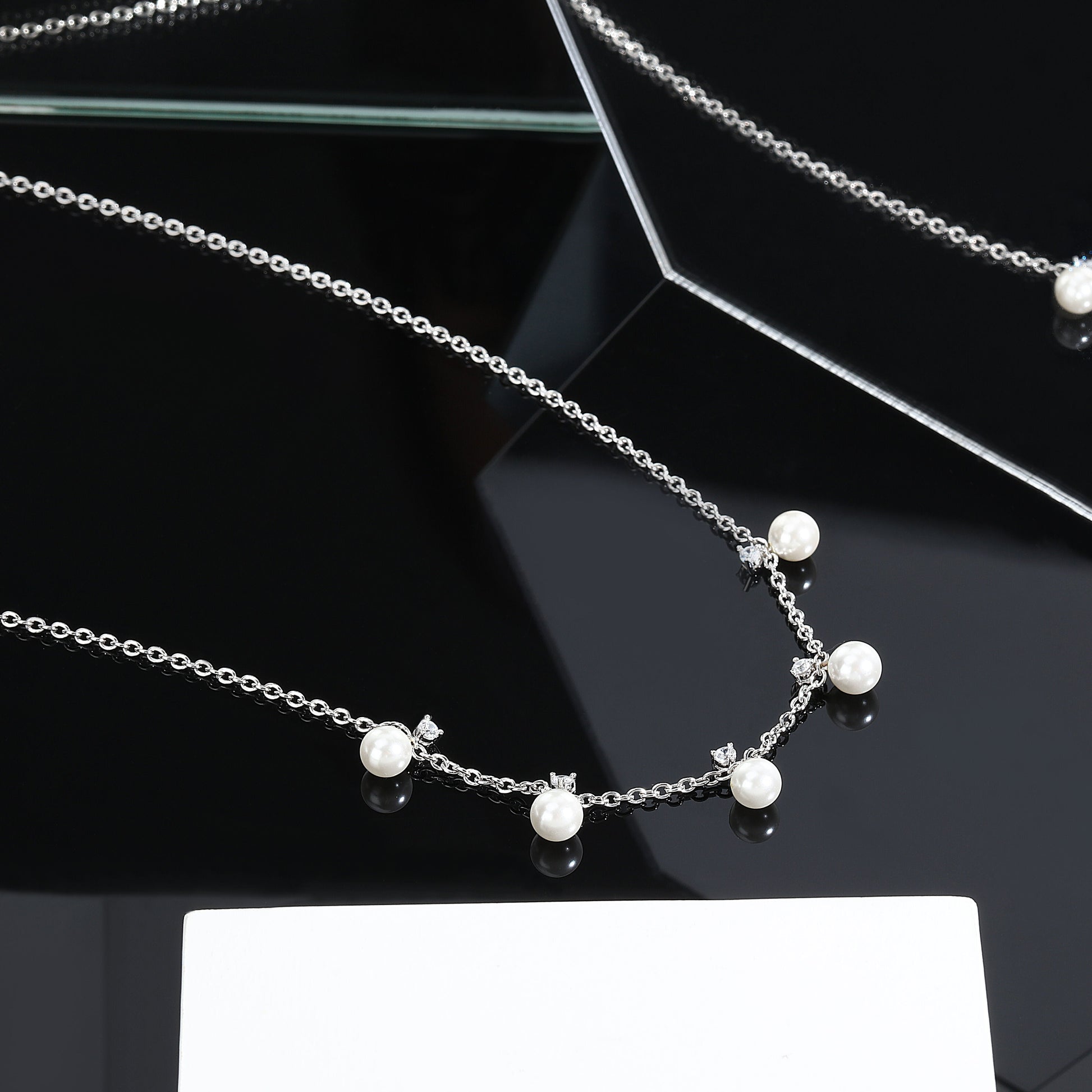 MORELLATO WOMEN'S CONTEMPORARY PEARL NECKLACE SAWM03