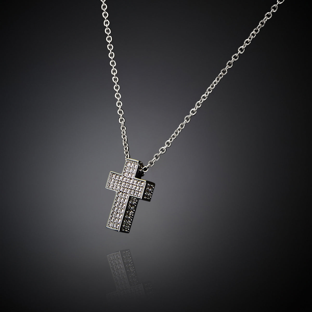CHIARA FERRAGNI WOMEN'S CROSS NECKLACE J19AWC02