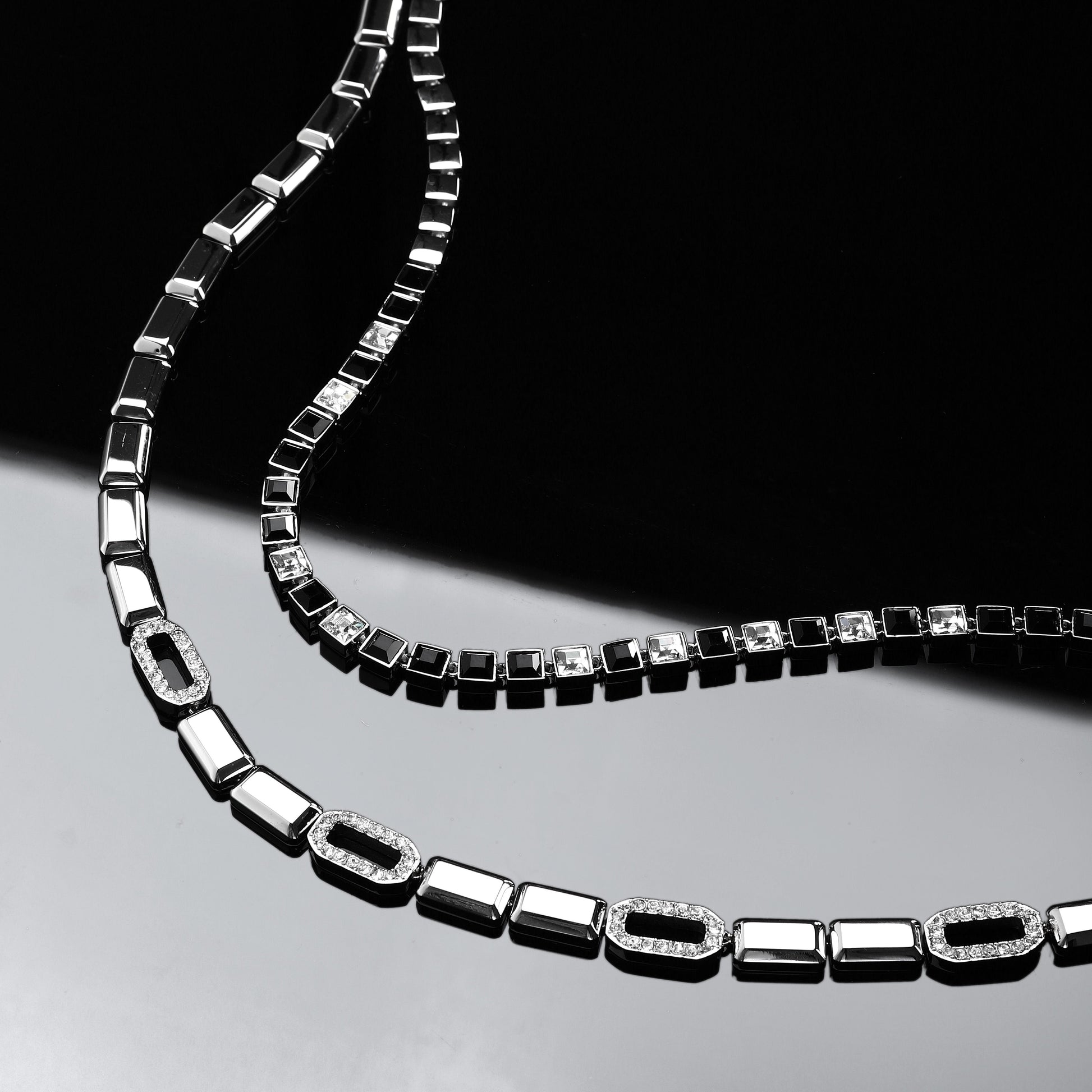 Karl Lagerfeld Women's Necklace KLAYC01