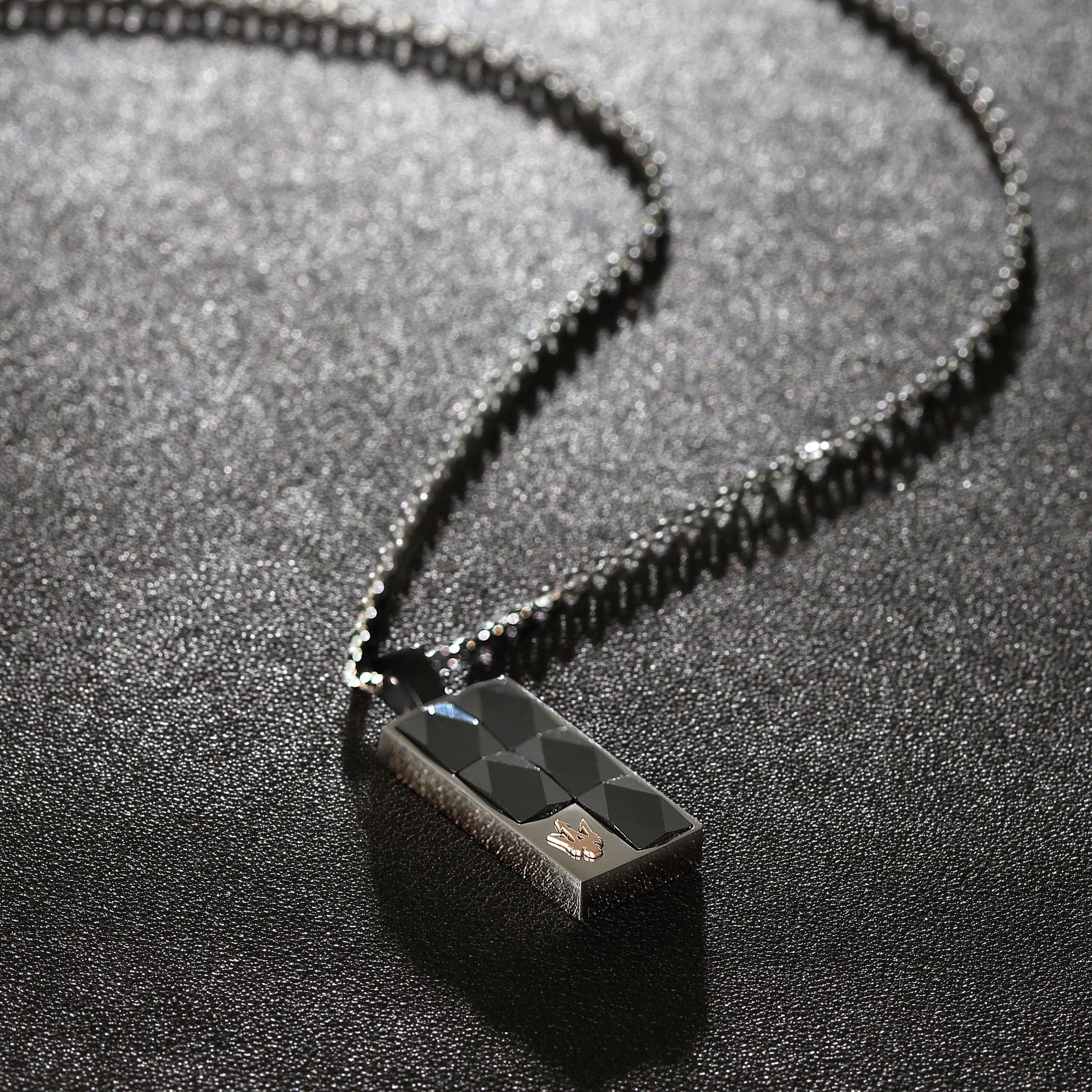 Maserati Ceramic Men's Necklace Jm423Atz27