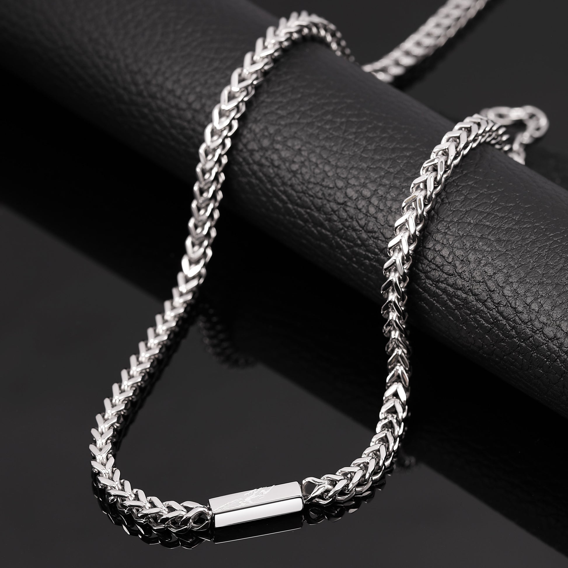 Sector Energy Saft54 Men's Necklace