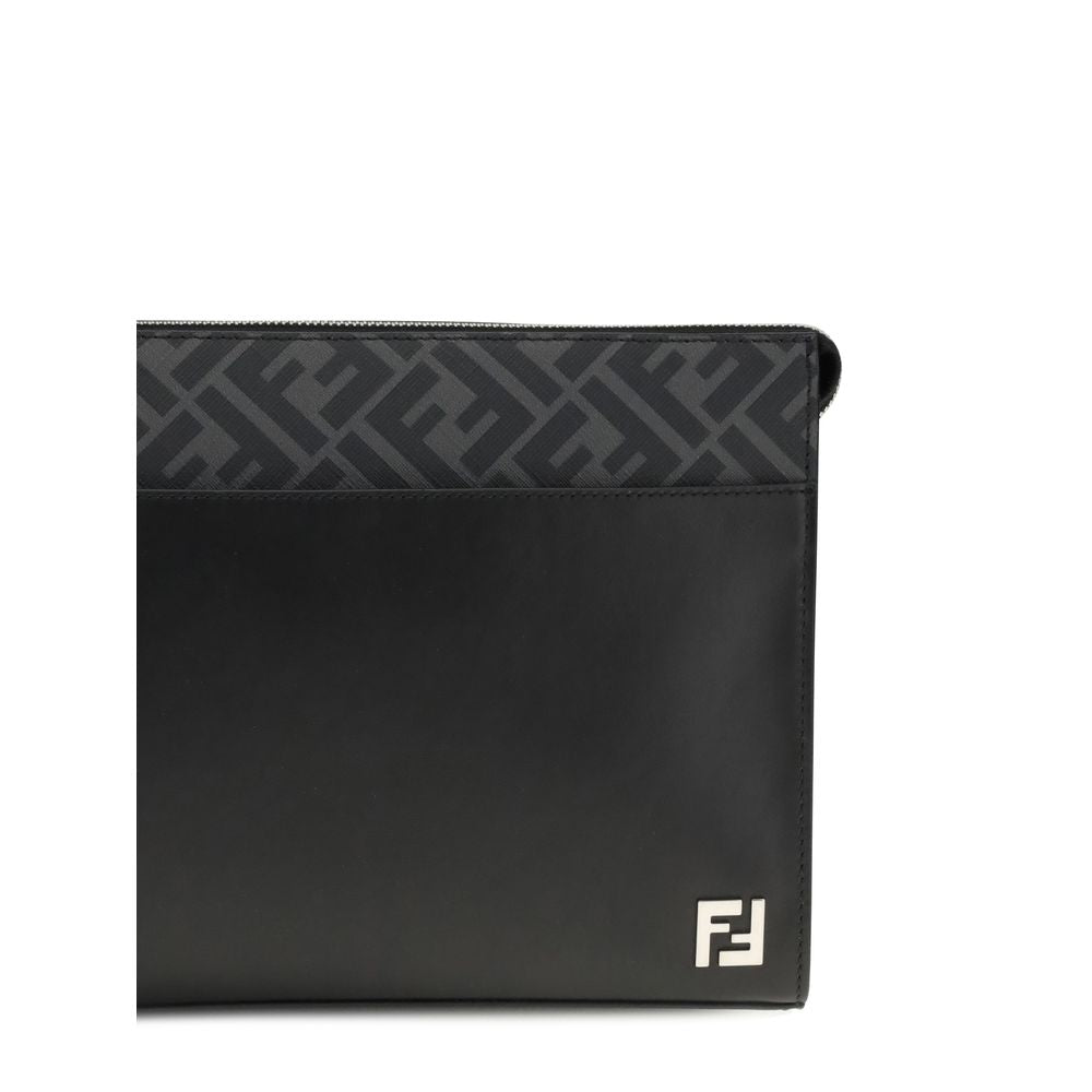 Fendi Pouch in Pelle Nera e Canvas FF con Manico Cuff Removibile