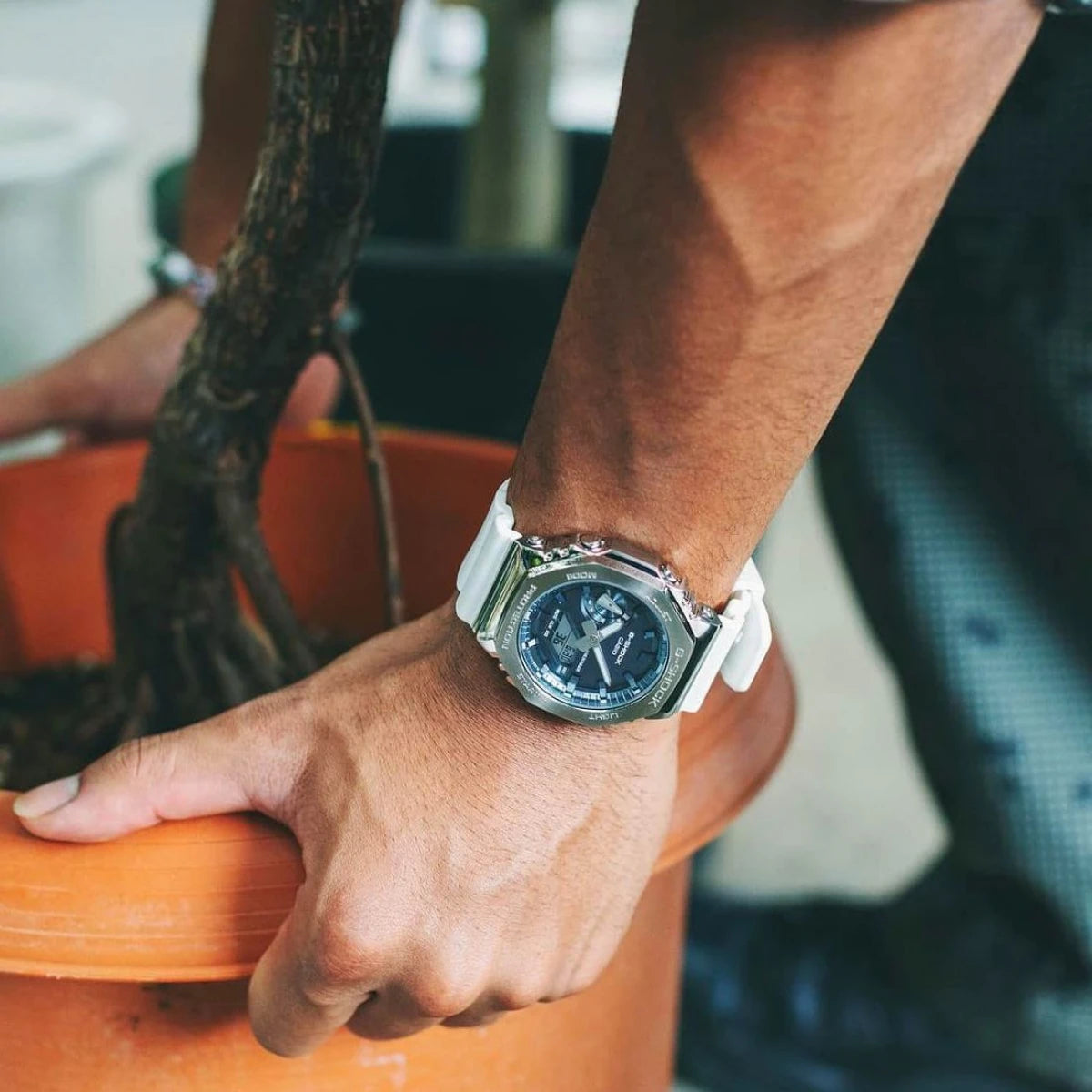 Casio G-SHOCK GM-2100WS-7A Metal Covered Silver watch