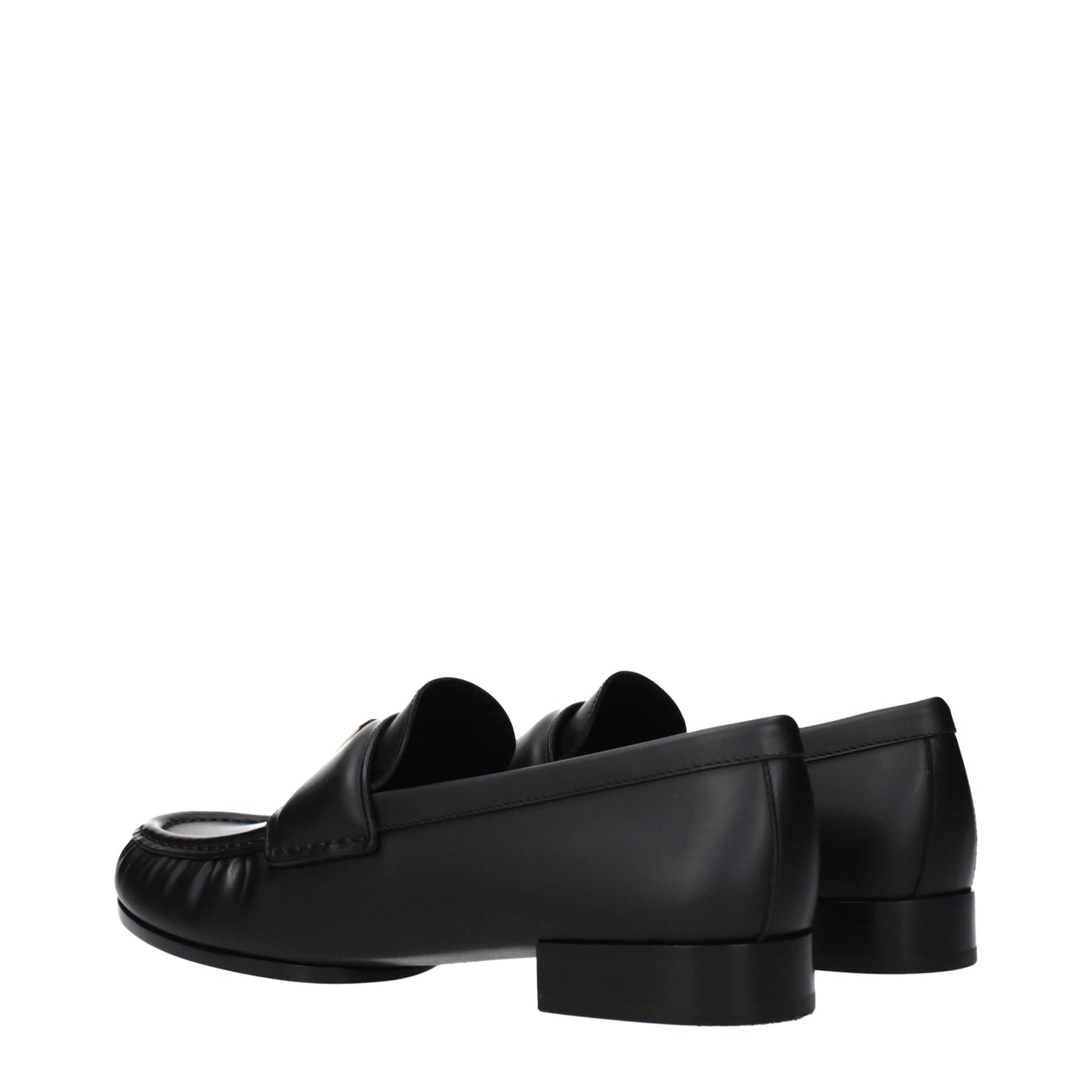 Givenchy Mocassini Slip-On in Pelle Nera con Logo Frontale