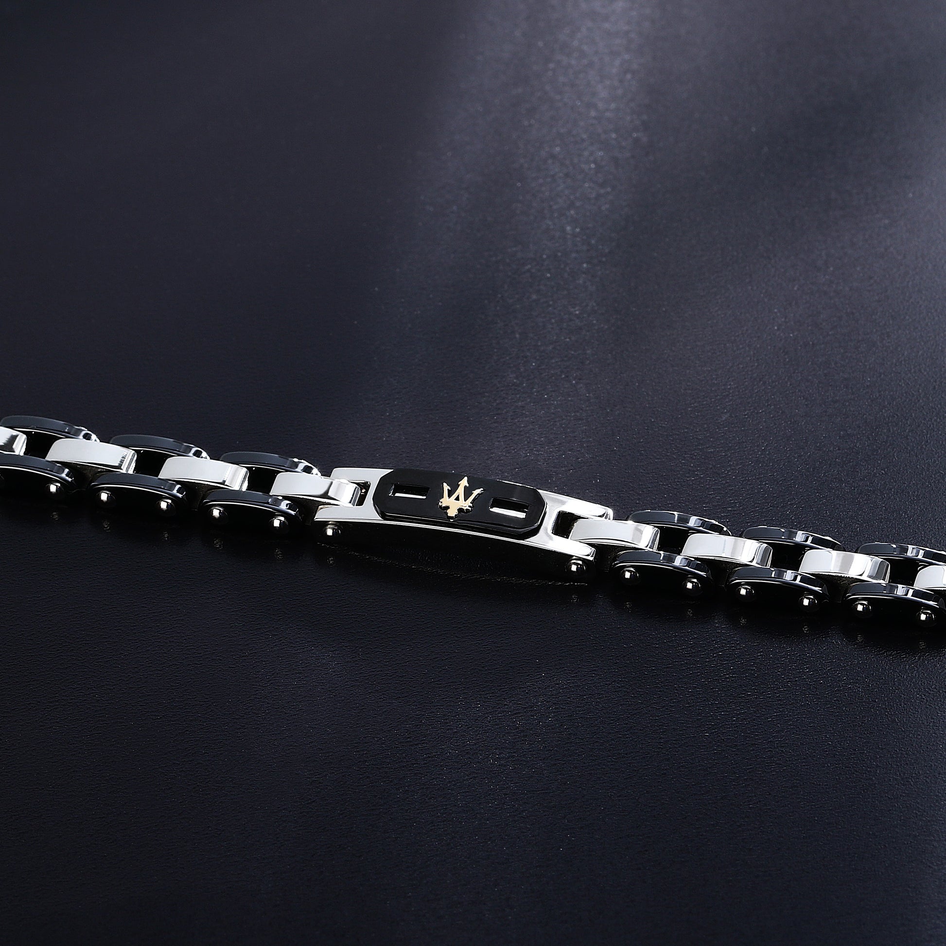 Maserati Men's Bracelet Ceramic Gold Jm424Axu05