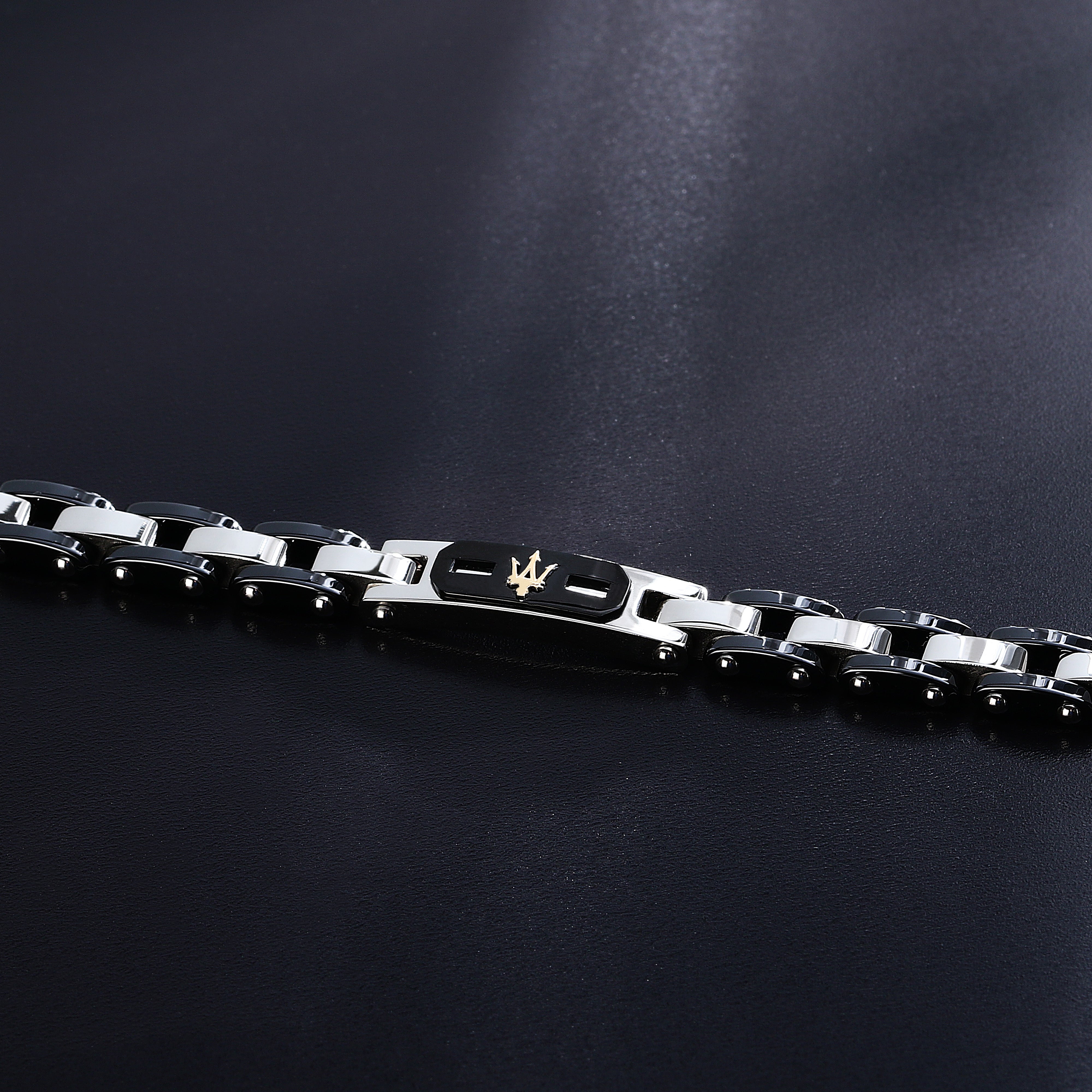 Maserati Men's Bracelet Ceramic Gold Jm424Axu05