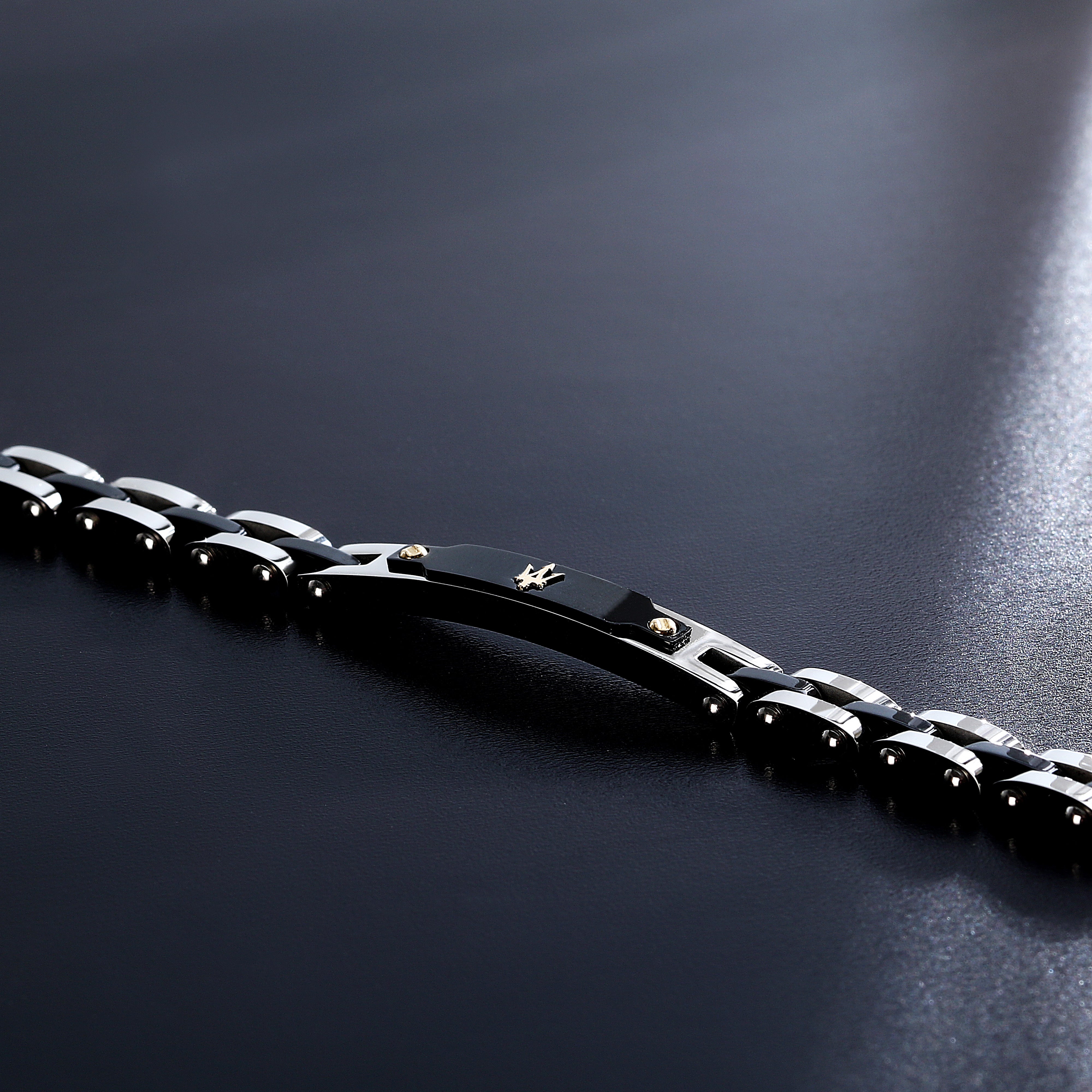 Maserati Men's Bracelet Ceramic Gold Jm424Axu06