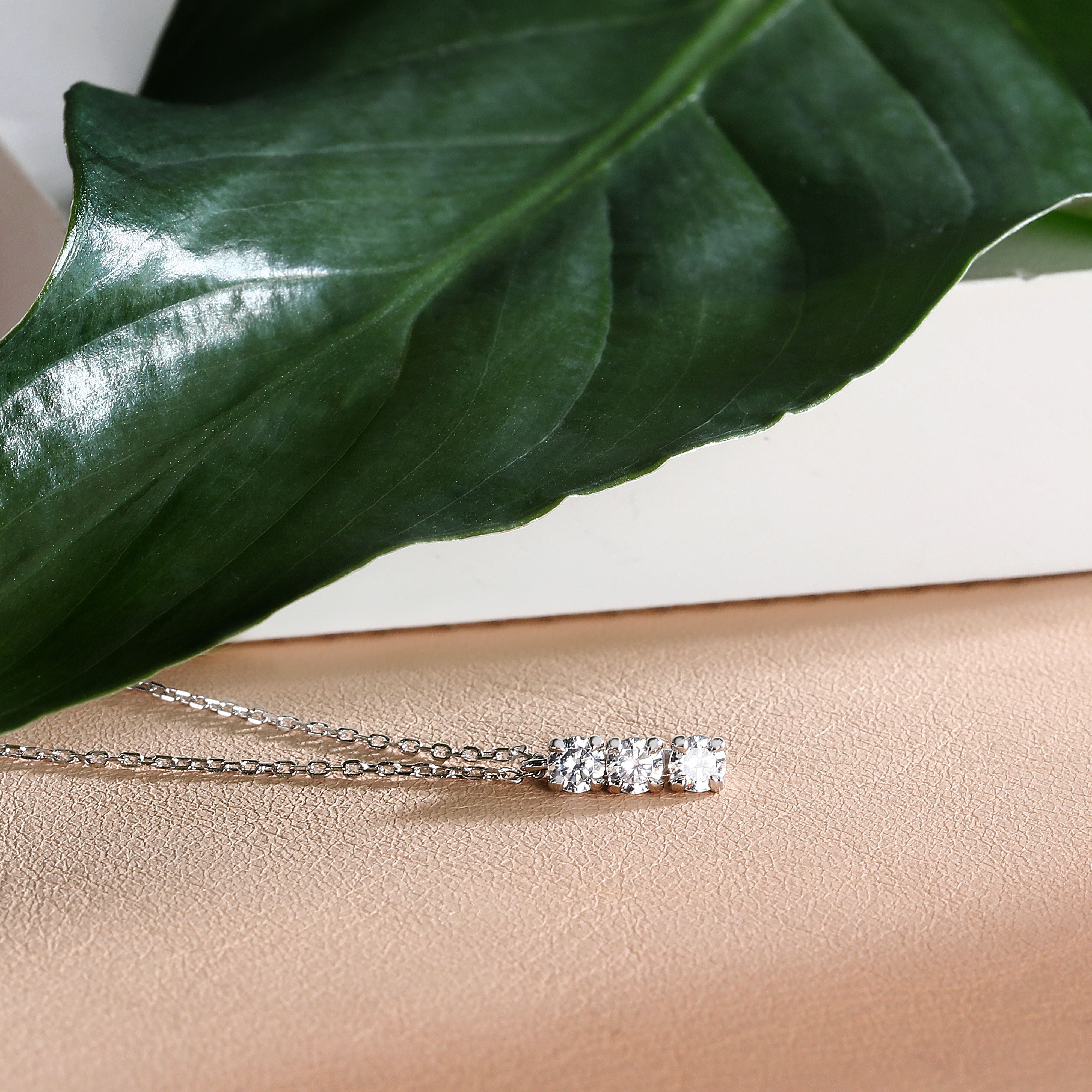 Live Diamond Necklace LDW030137 Women