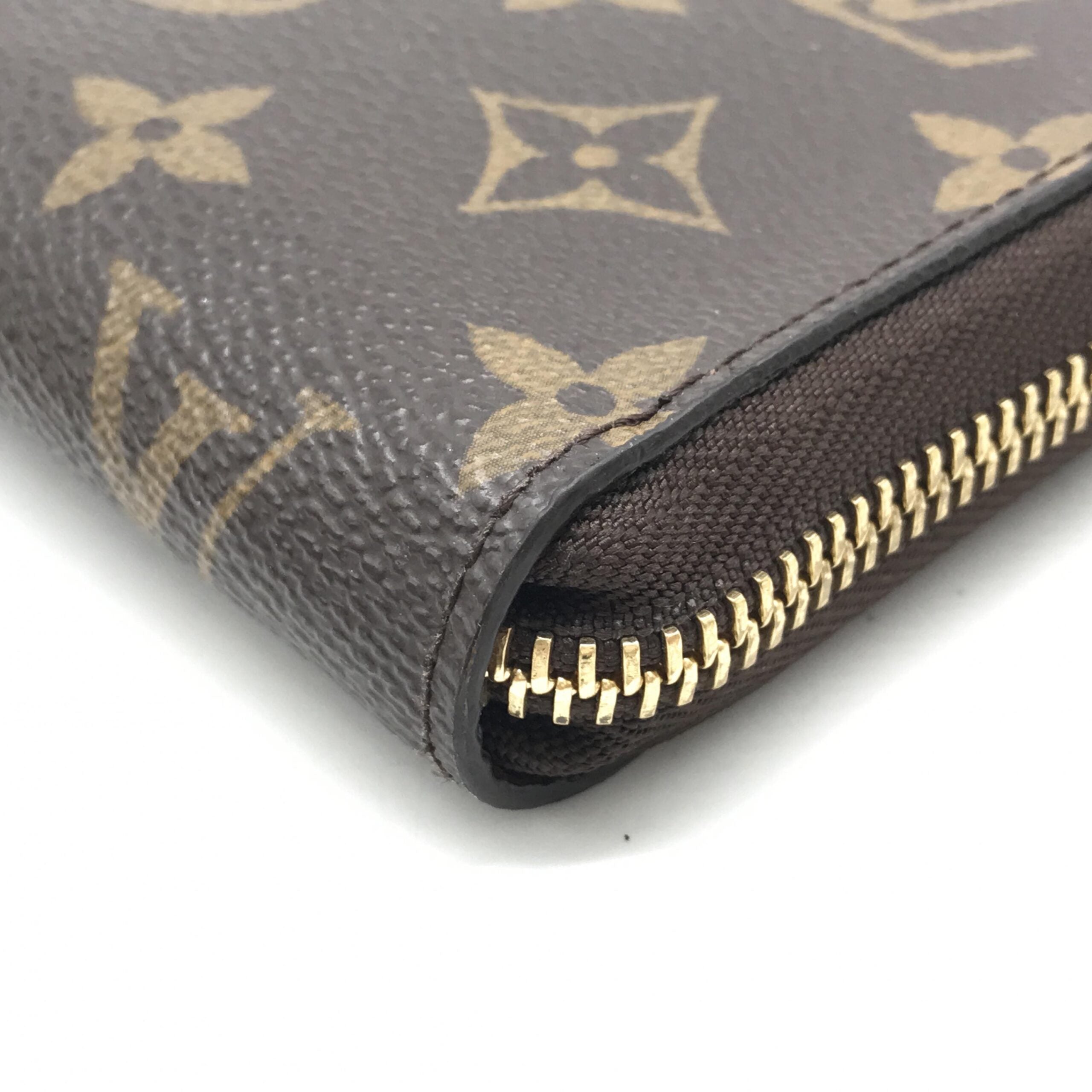 Louis Vuitton Monogram Zippy Wallet