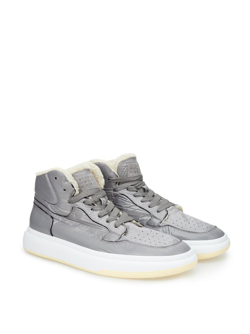 MM6 Sneakers High Top in Tessuto Tecnico Grigio con Pelliccia Interna