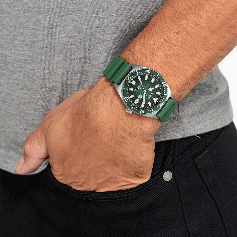 Citizen Promaster Diver NY0121-09X watch