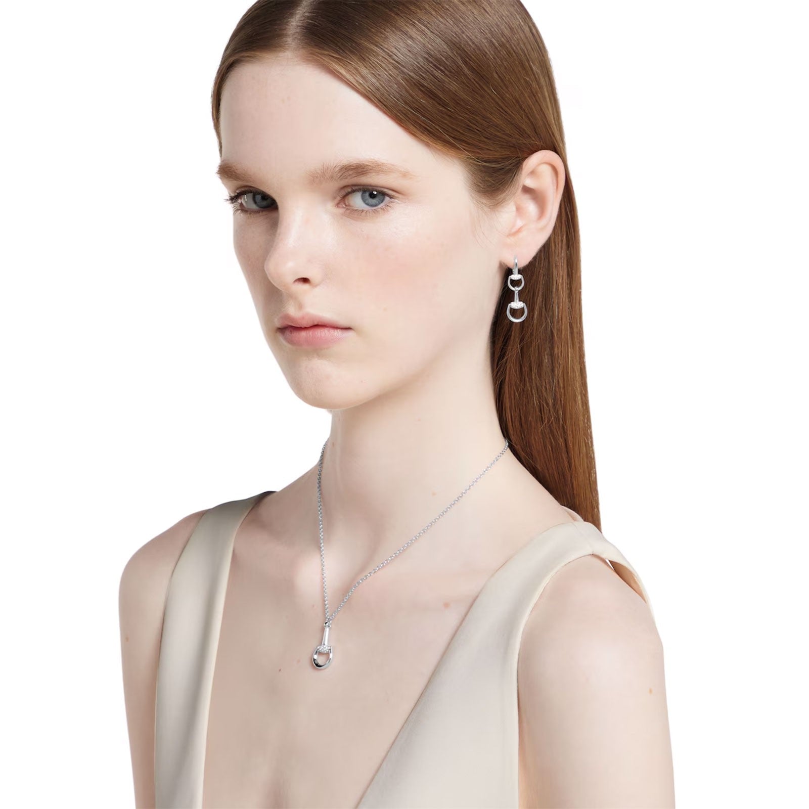 Orecchini Gucci Horsebit YBD837633001 pendenti oro bianco e diamanti