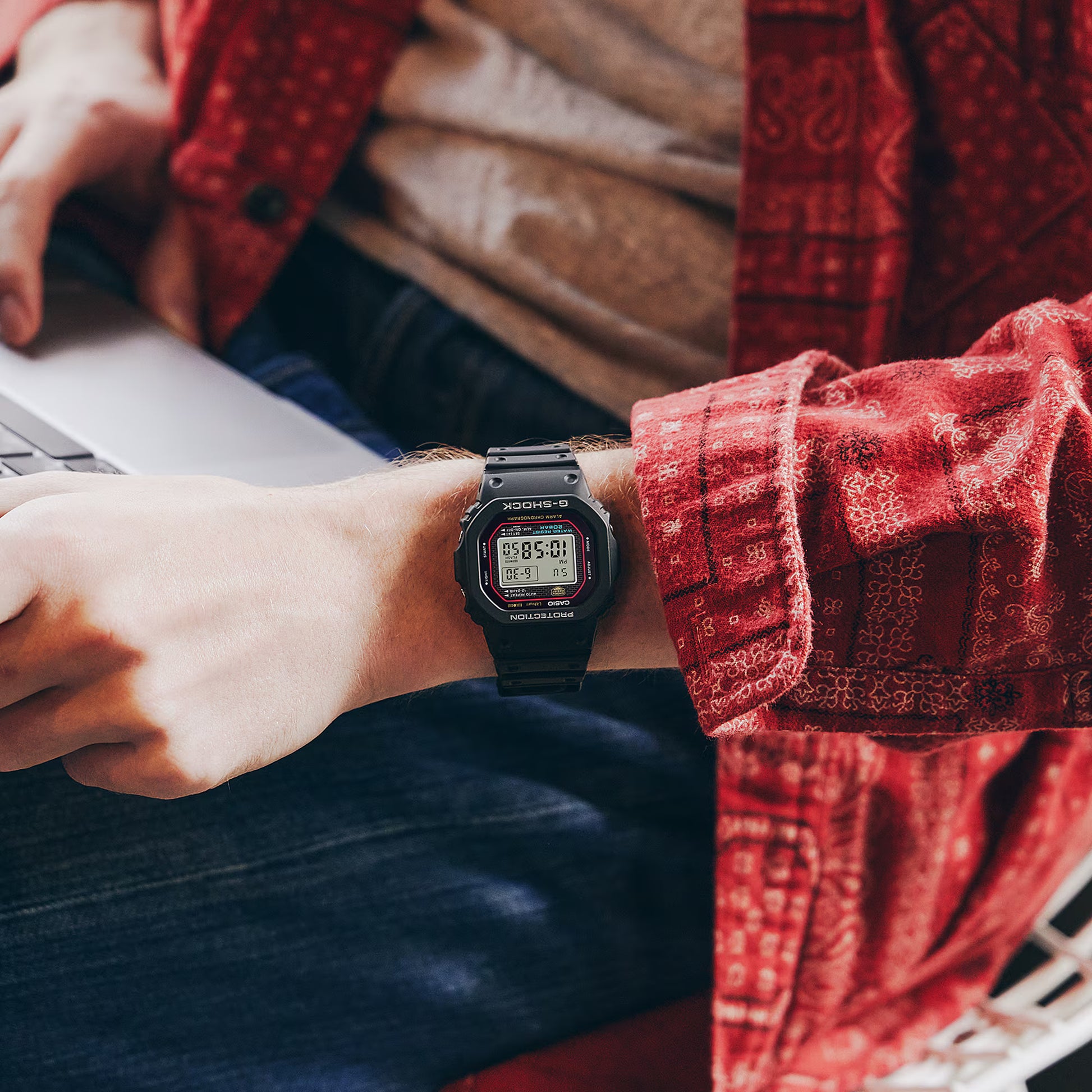 Orologio Casio G-SHOCK DW-5000R-1AER Heritage Original Square