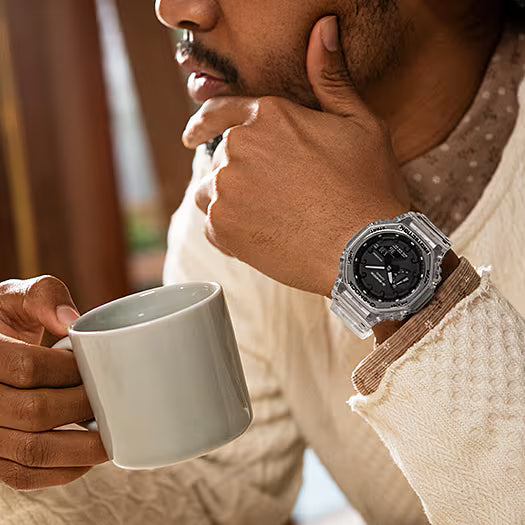 Orologio Casio G-SHOCK GA-2100SKE-7AER Skeleton Series Trasparente