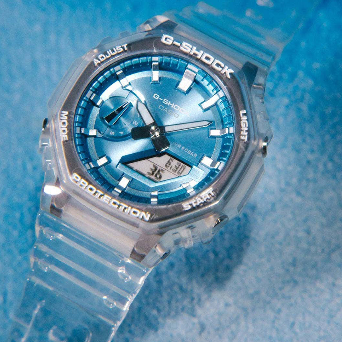 Orologio Casio G-Shock GA-2100BM-7A2ER CasiOak Bianco