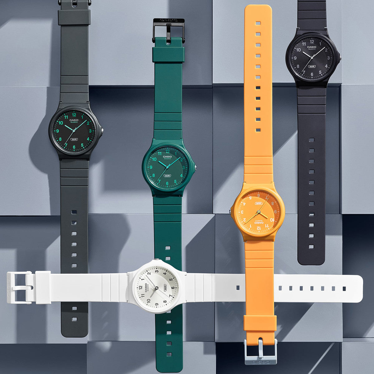 Orologio Casio MQ-24B-1BEF