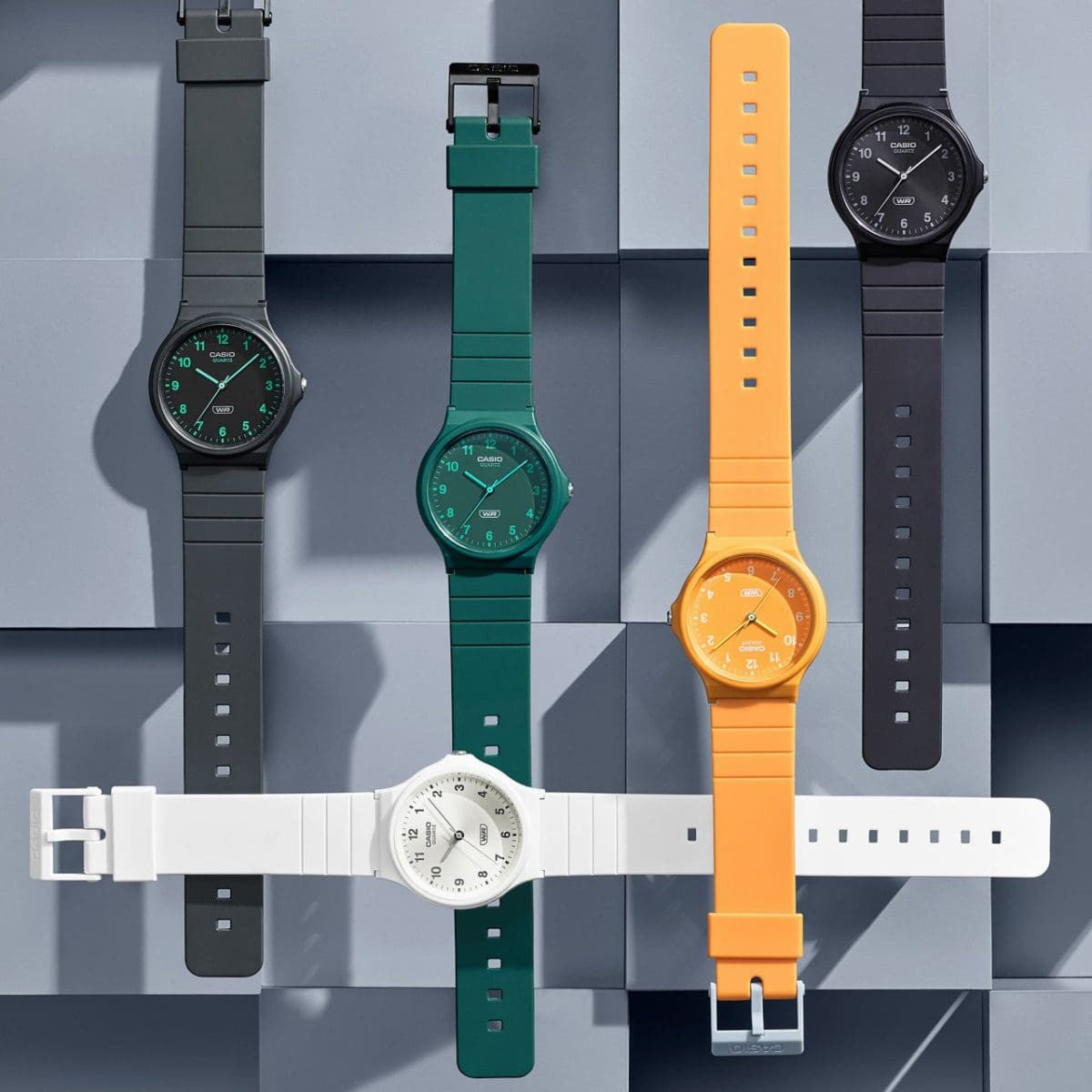 Orologio Casio MQ-24B-9BEF