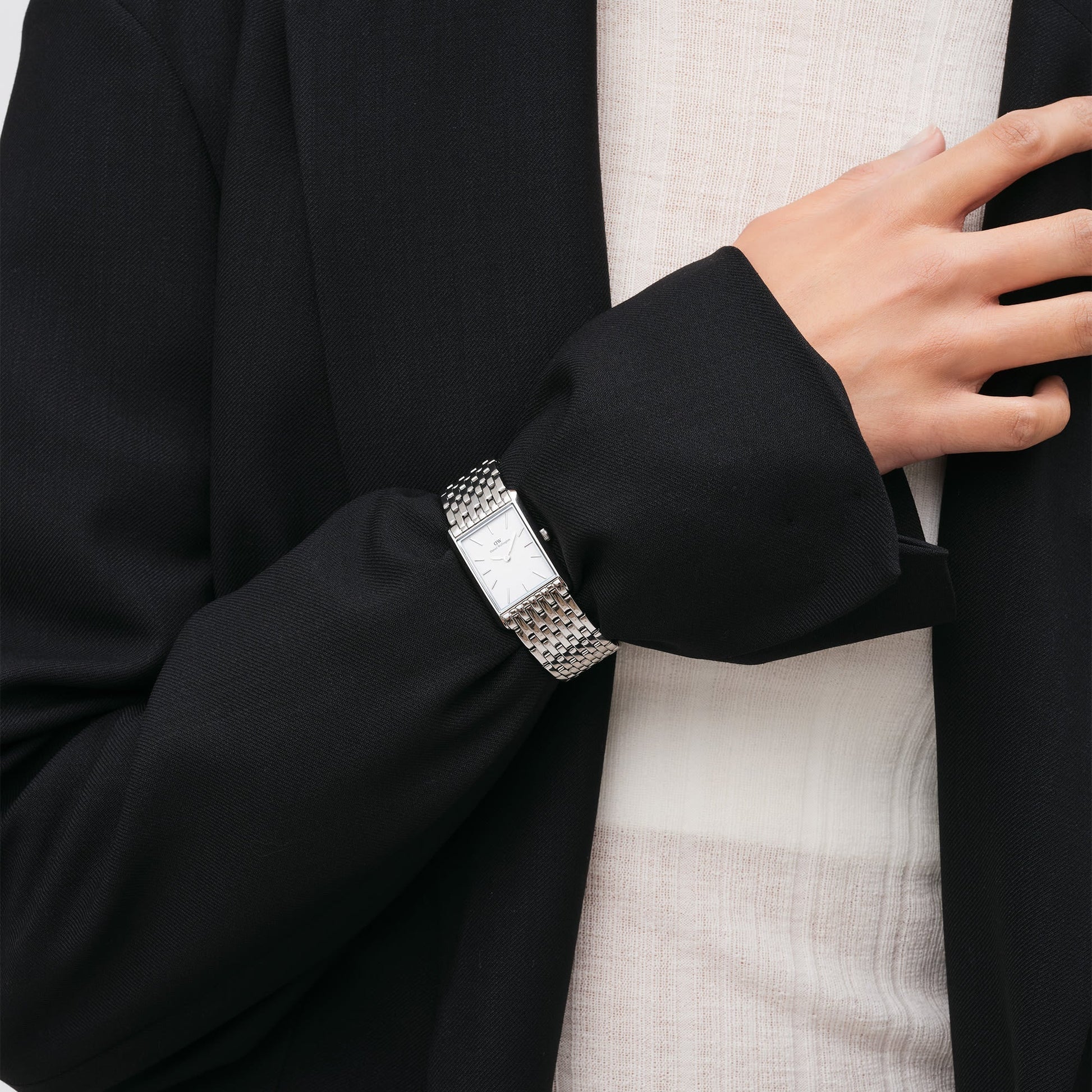 Daniel Wellington Women's Watch Bound 9-Link Silver Dw00100706